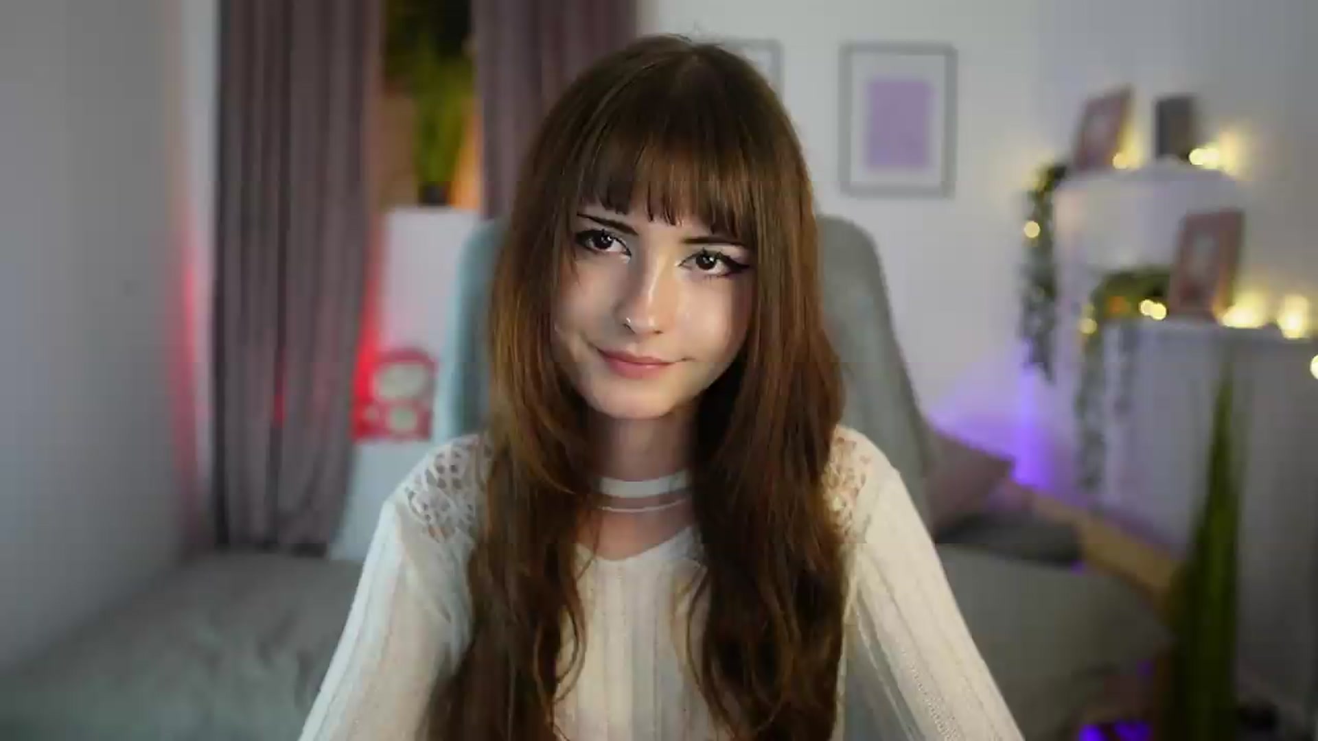 Gallery image thumbnail from Ella_Young's myfreecams stream on, 09/14/2026, 18:55 image 2 of 20