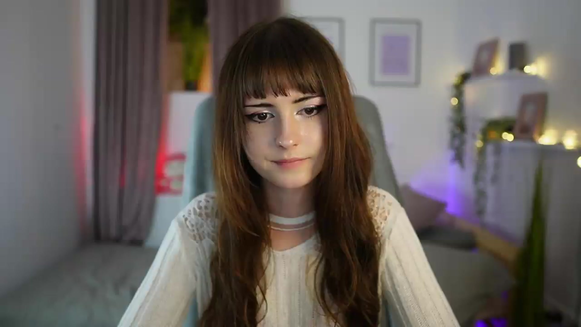 Gallery image thumbnail from Ella_Young's myfreecams stream on, 09/14/2026, 18:55 image 1 of 20