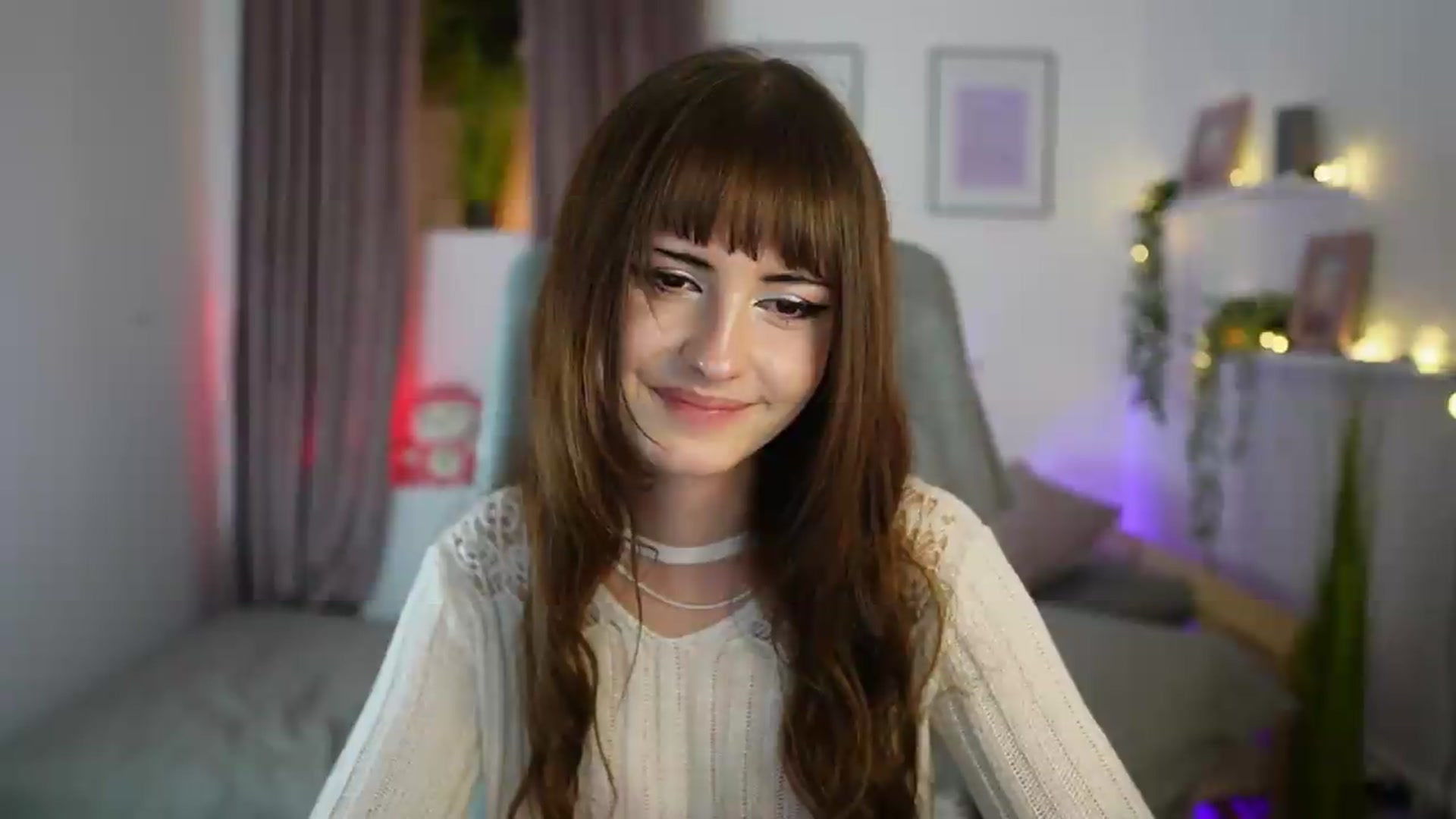 Gallery image thumbnail from Ella_Young's myfreecams stream on, 09/14/2026, 18:55 image 10 of 20