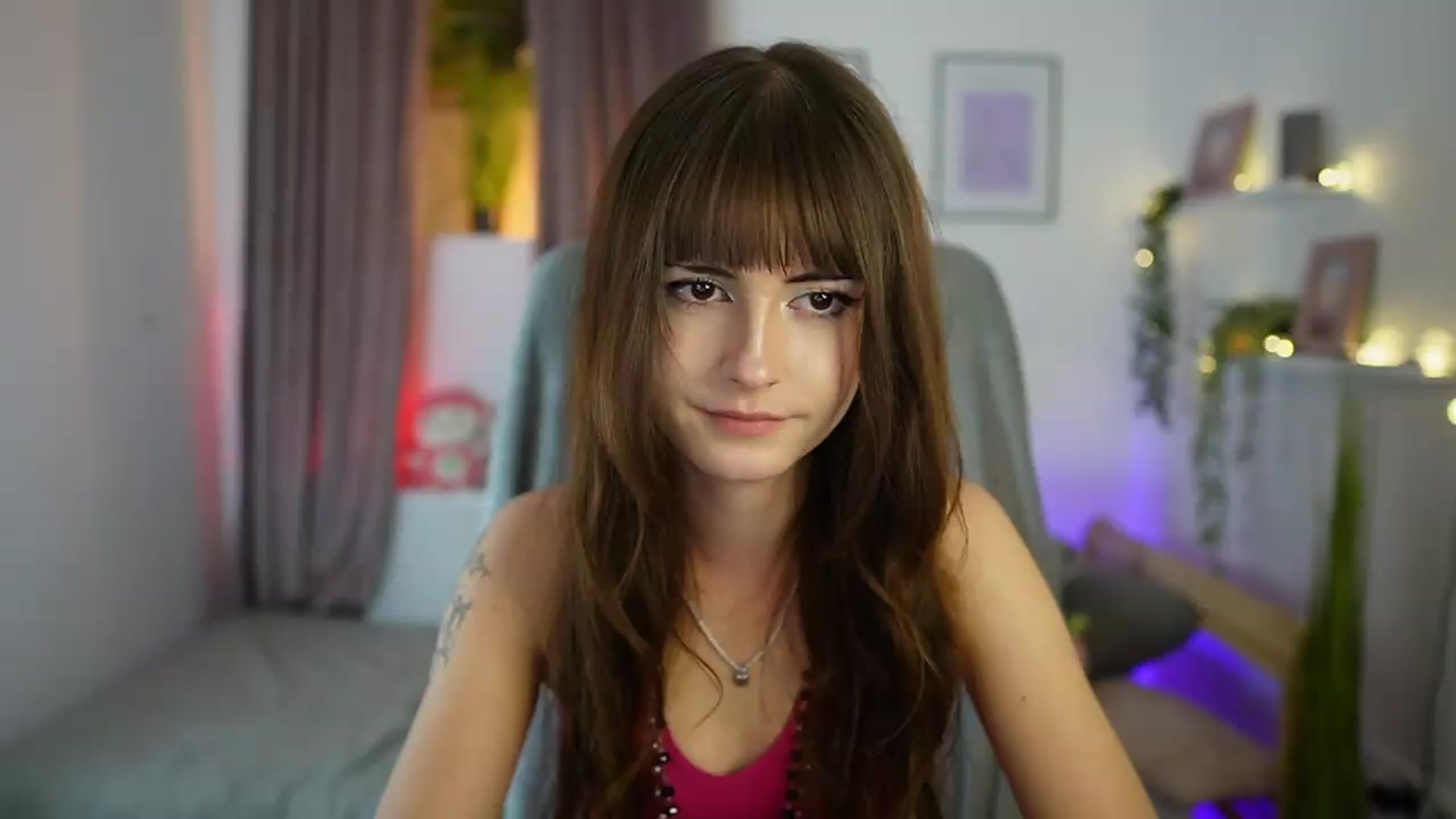 Gallery image thumbnail from Ella_Young's myfreecams stream on, 09/18/2026, 15:13 image 9 of 20