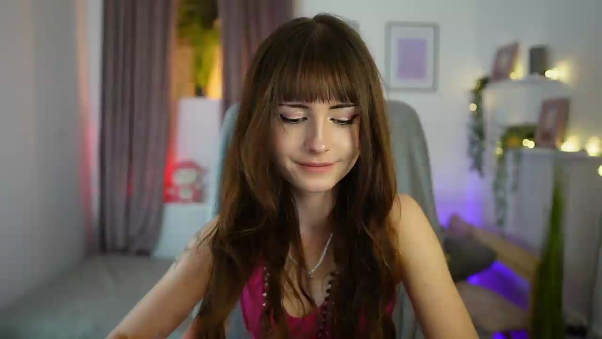 Gallery image thumbnail from Ella_Young's myfreecams stream on, 09/18/2026, 15:13 image 20 of 20