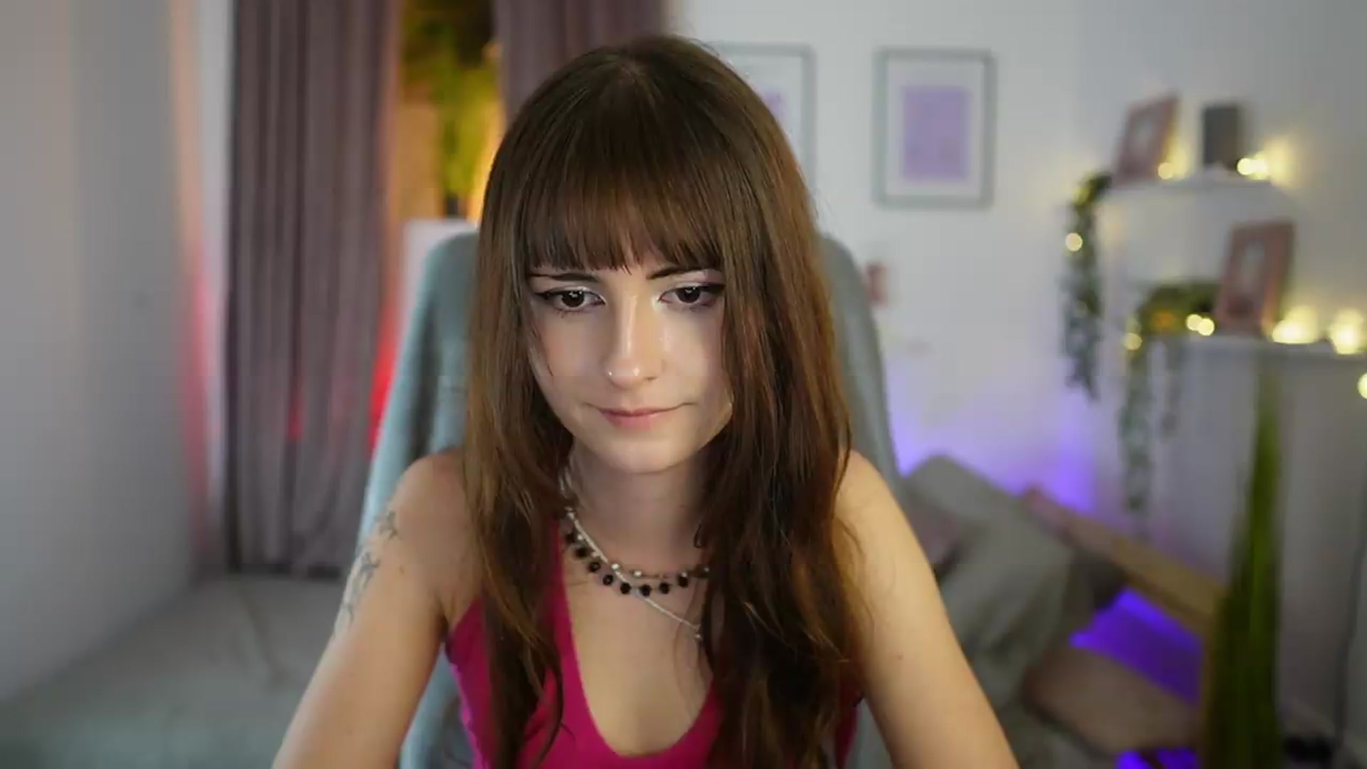 Gallery image thumbnail from Ella_Young's myfreecams stream on, 09/18/2026, 18:01 image 13 of 20