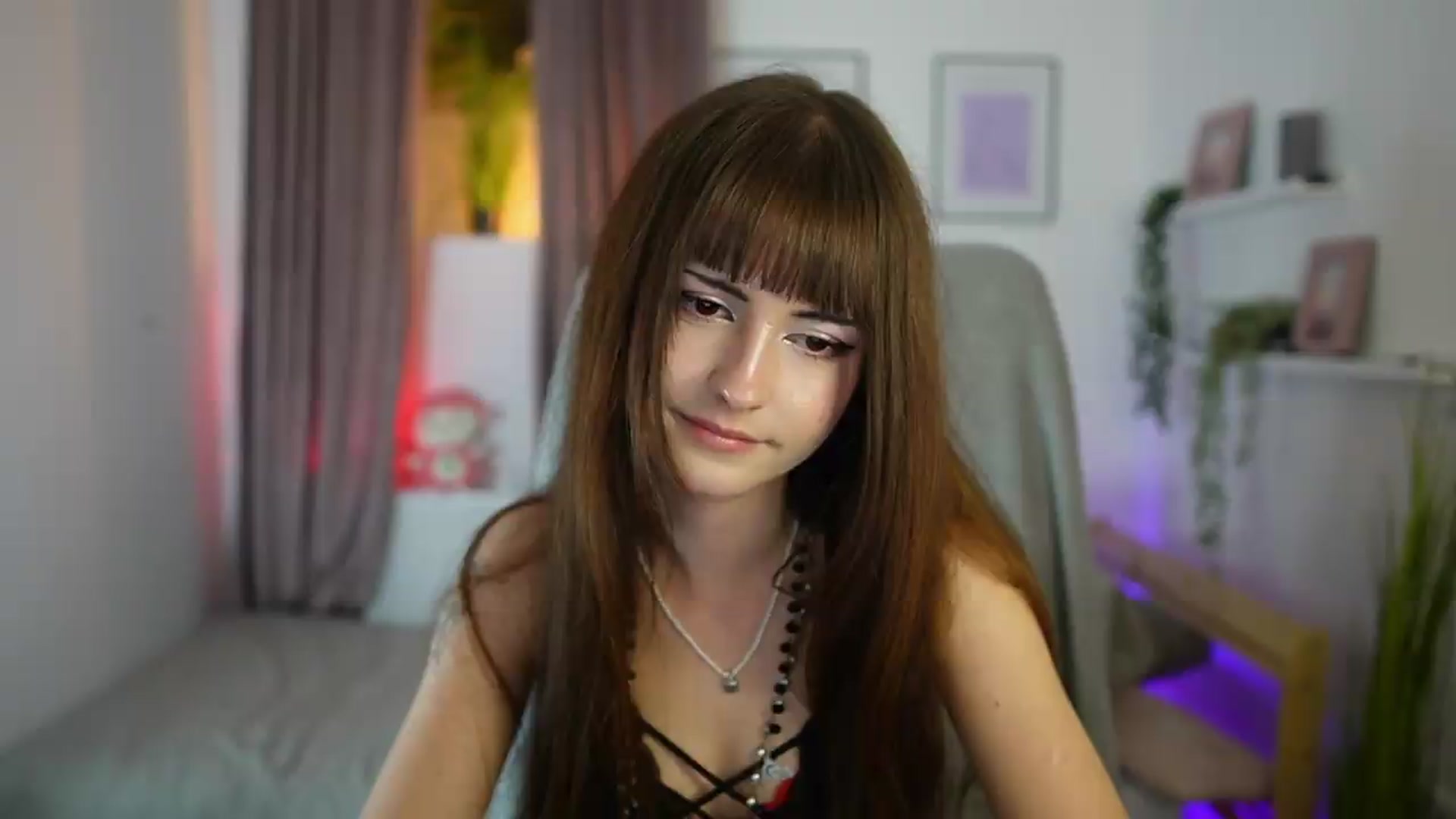 Gallery image thumbnail from Ella_Young's myfreecams stream on, 09/19/2026, 18:02 image 9 of 20
