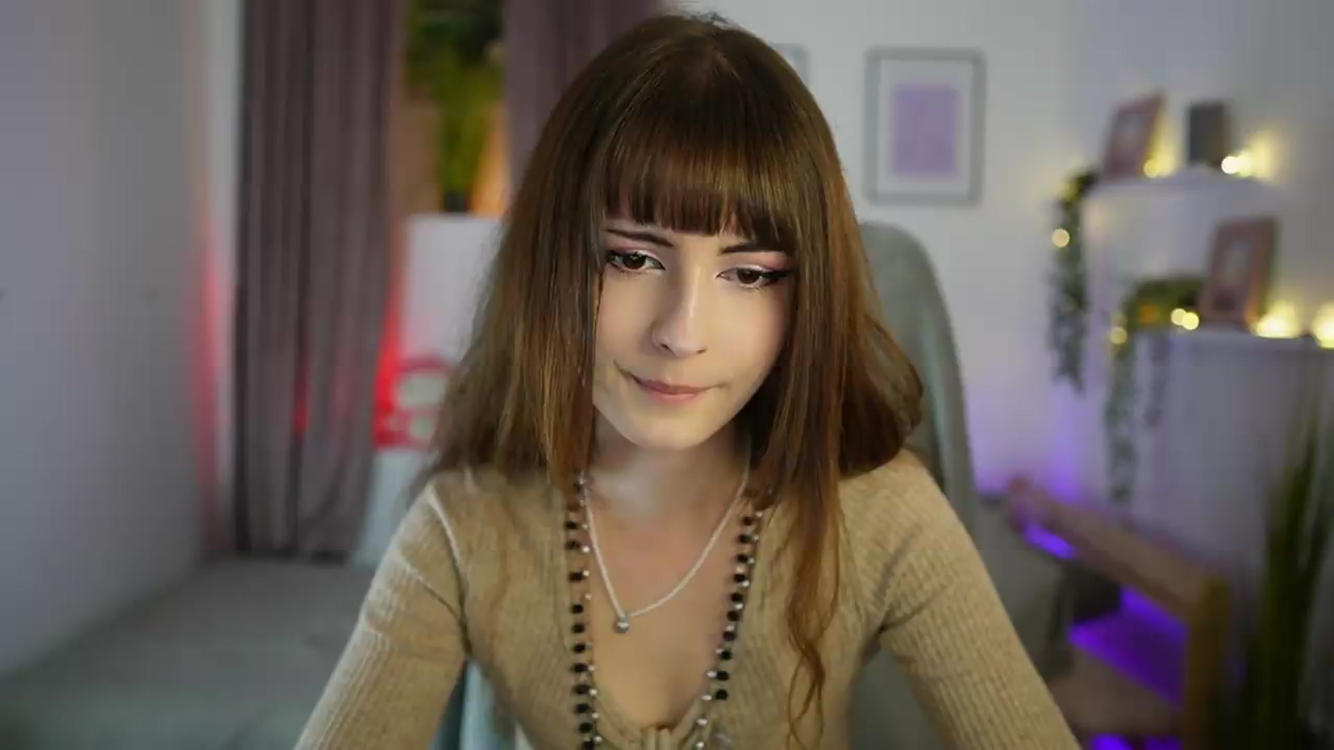 Gallery image thumbnail from Ella_Young's myfreecams stream on, 09/21/2026, 14:24 image 9 of 20