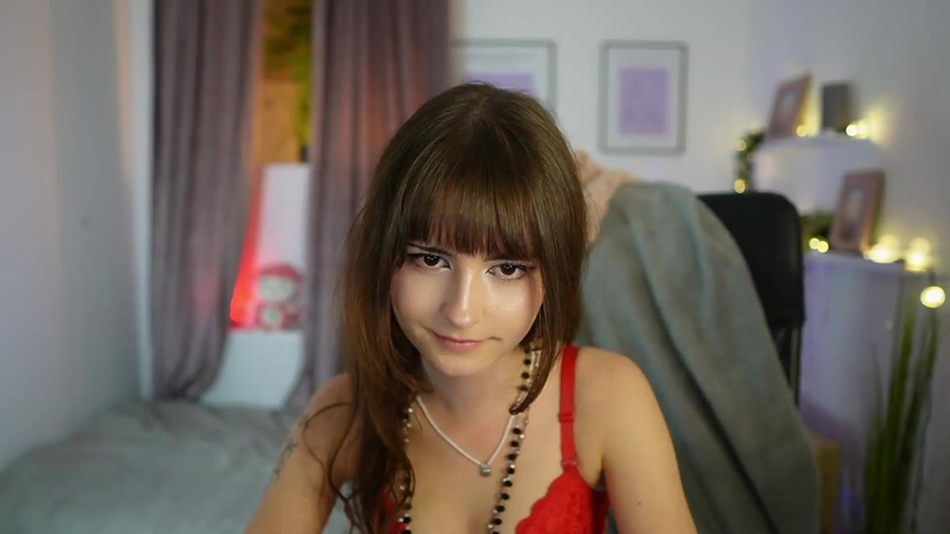 Gallery image thumbnail from Ella_Young's myfreecams stream on, 09/24/2026, 17:15 image 5 of 20