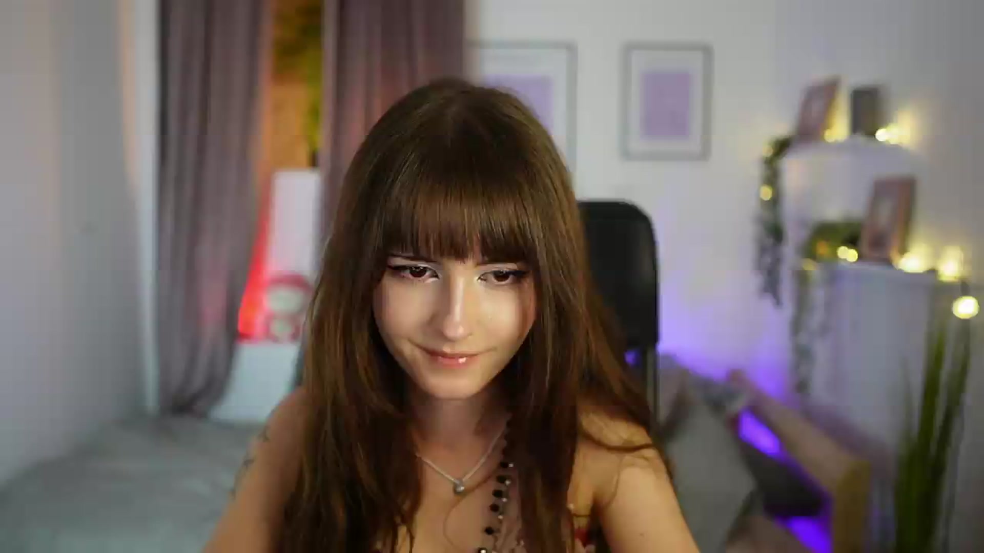 Gallery image thumbnail from Ella_Young's myfreecams stream on, 09/24/2026, 18:01 image 2 of 20