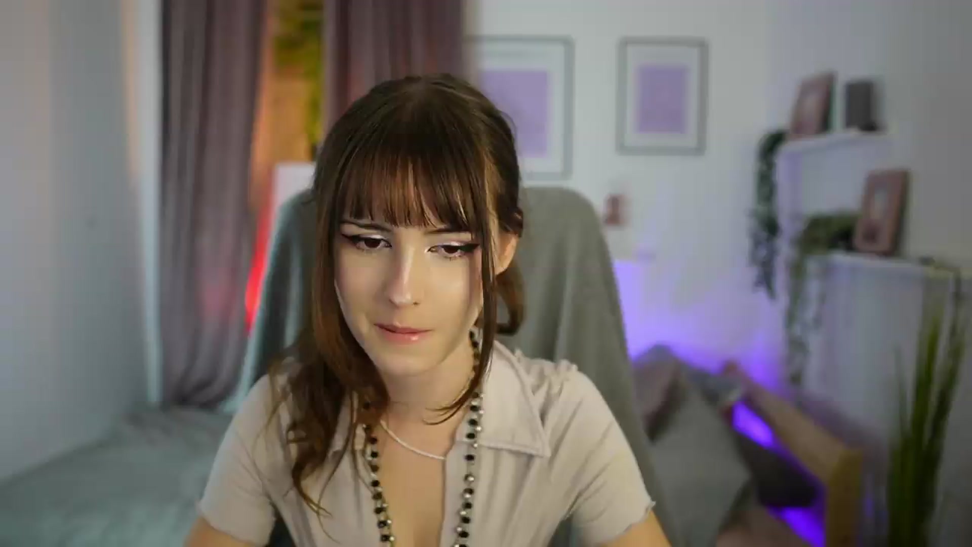 Gallery image thumbnail from Ella_Young's myfreecams stream on, 09/26/2026, 14:39 image 2 of 20