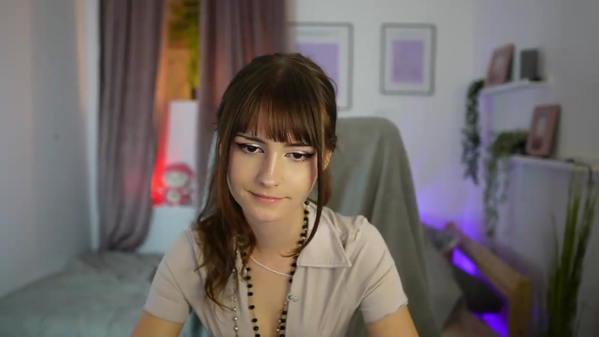 Gallery image thumbnail from Ella_Young's myfreecams stream on, 09/26/2026, 14:39 image 20 of 20