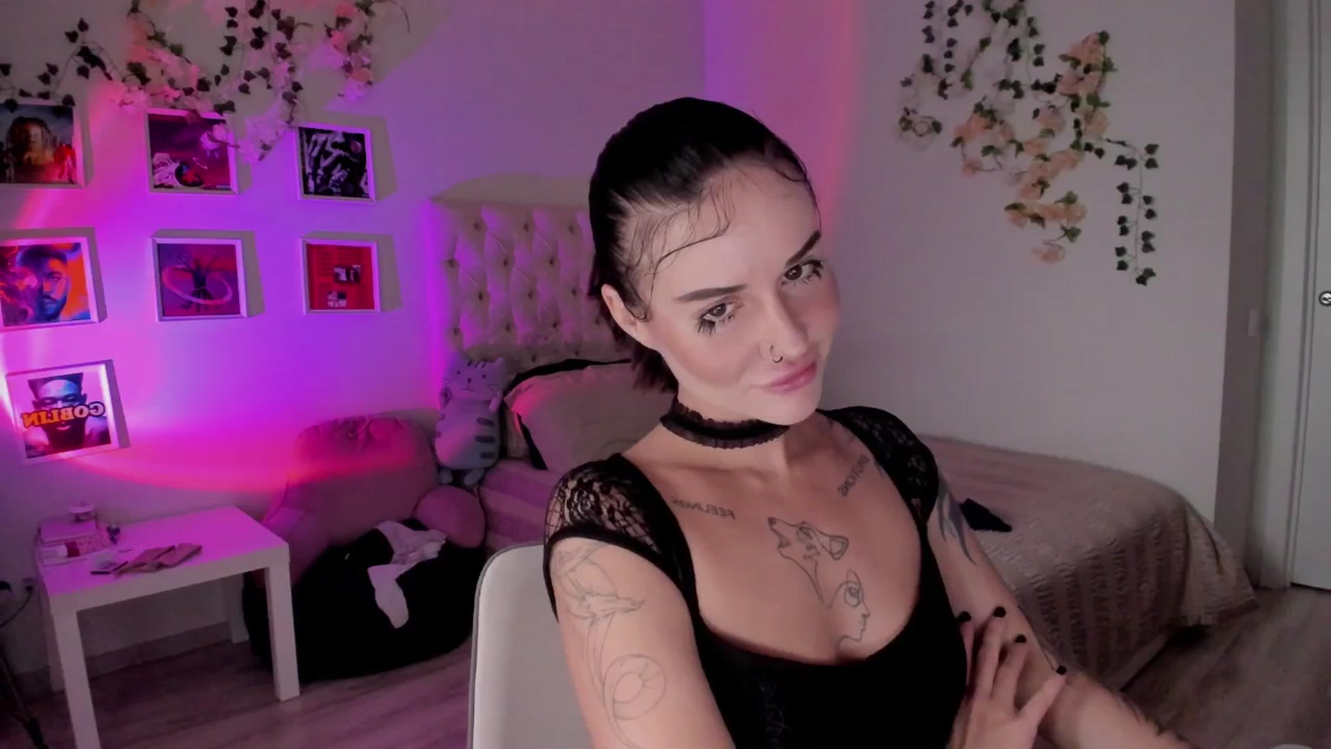 Gallery image thumbnail from Ellaaaa's myfreecams stream on, 09/21/2025, 09:42 image 3 of 20