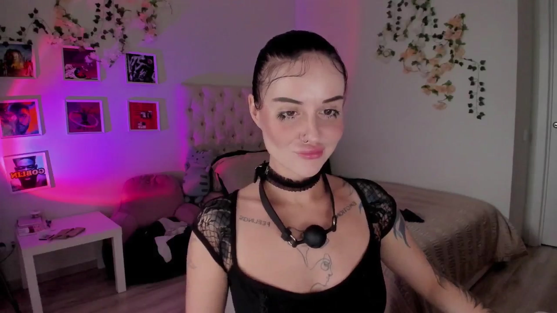 Gallery image thumbnail from Ellaaaa's myfreecams stream on, 09/21/2025, 09:42 image 10 of 20