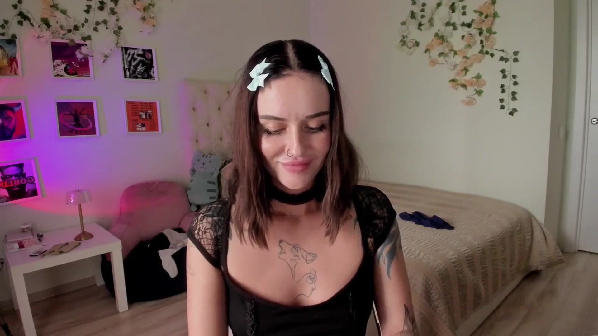 Gallery image thumbnail from Ellaaaa's myfreecams stream on, 09/21/2025, 10:52 image 18 of 20