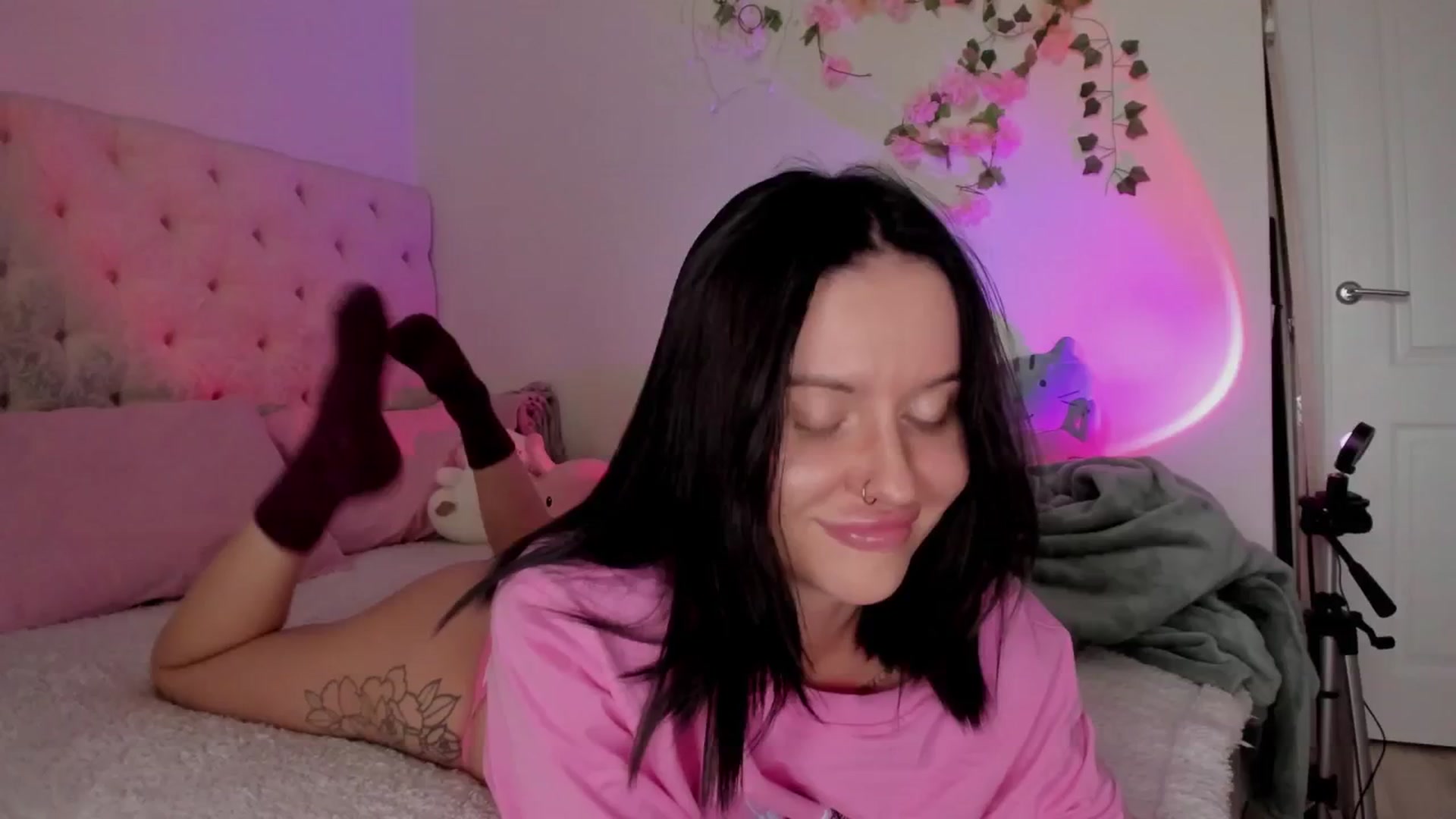 Gallery image thumbnail from Ellaaaa's myfreecams stream on, 11/02/2025, 09:26 image 11 of 20