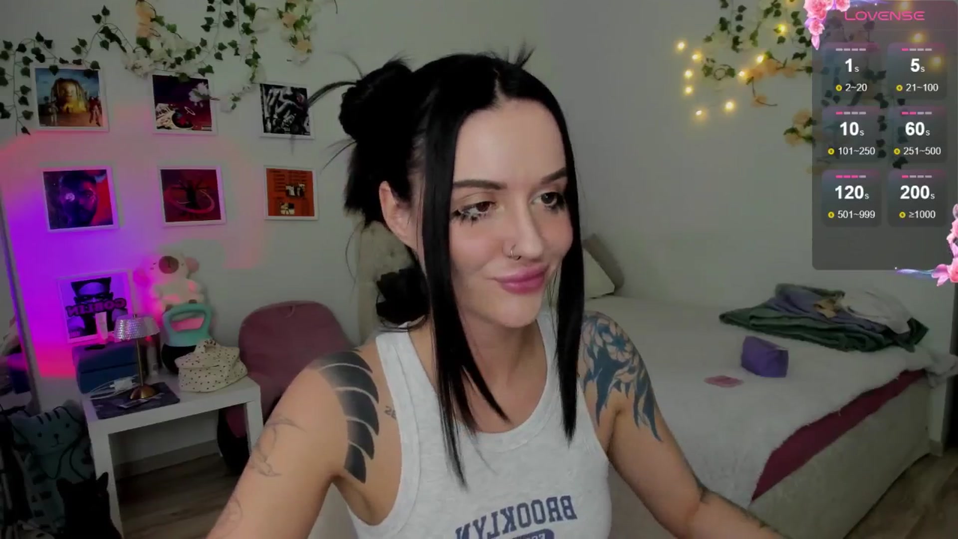 Gallery image thumbnail from Ellaaaa's myfreecams stream on, 11/05/2025, 11:15 image 13 of 20