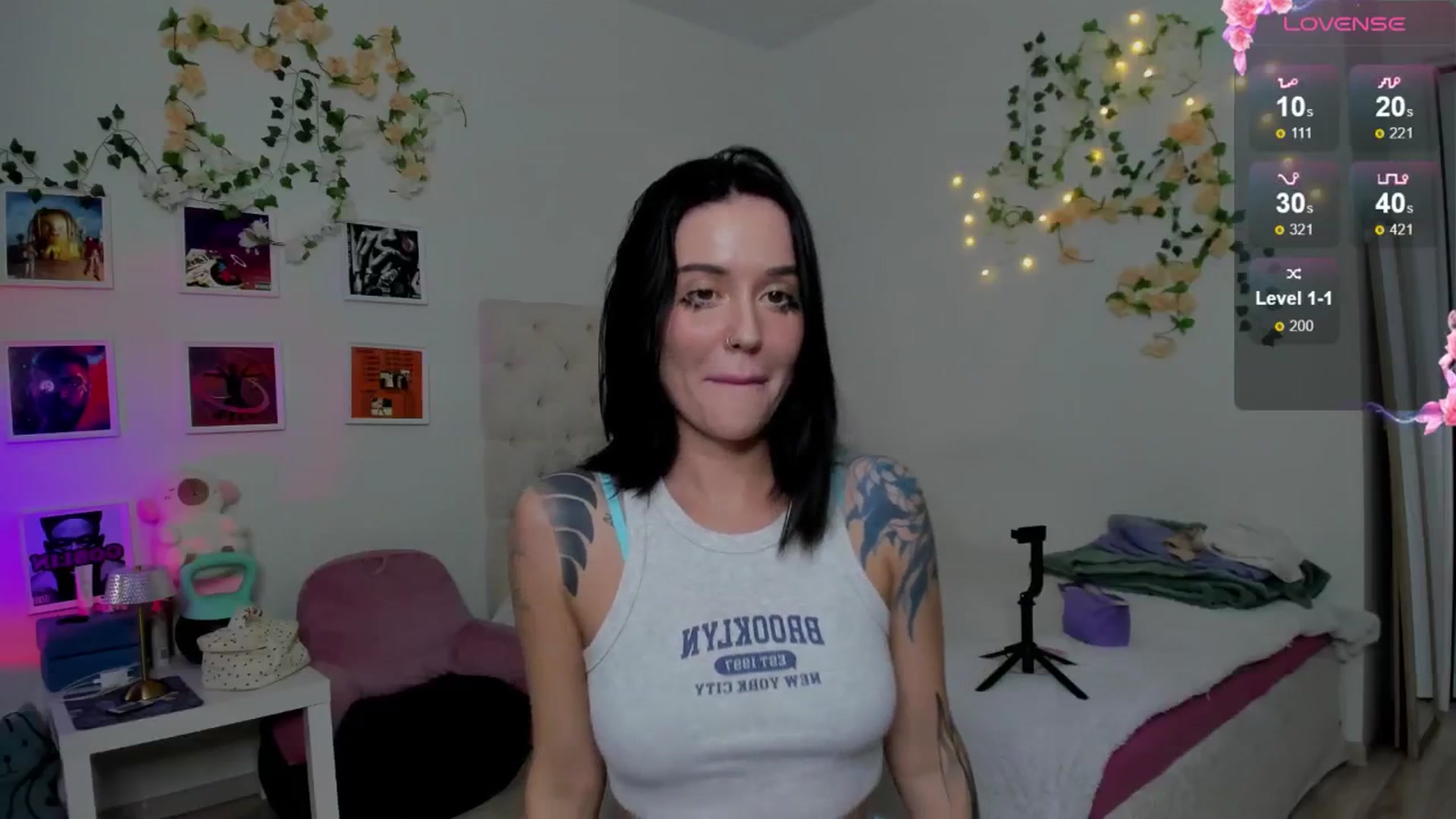 Gallery image thumbnail from Ellaaaa's myfreecams stream on, 11/05/2025, 11:57 image 12 of 20