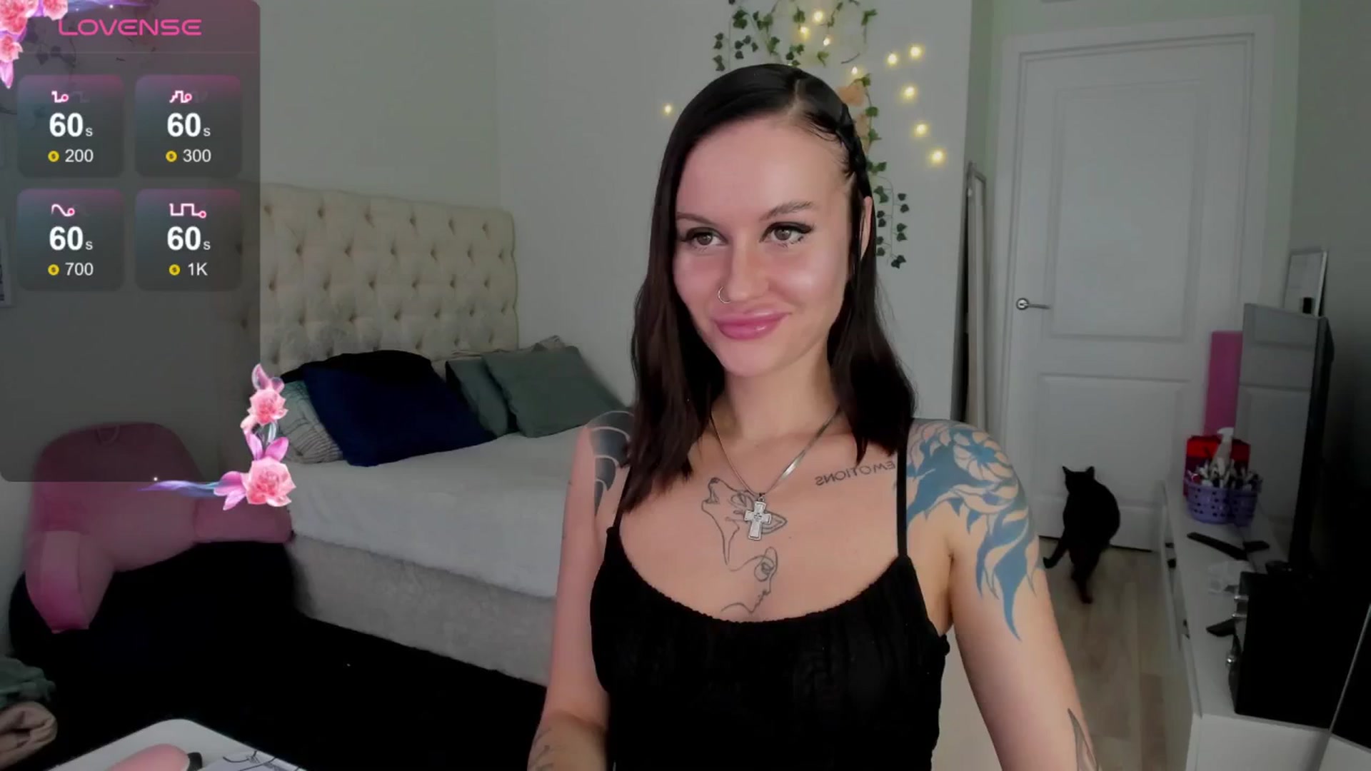 Gallery image thumbnail from Ellaaaa's myfreecams stream on, 11/24/2025, 09:35 image 1 of 20