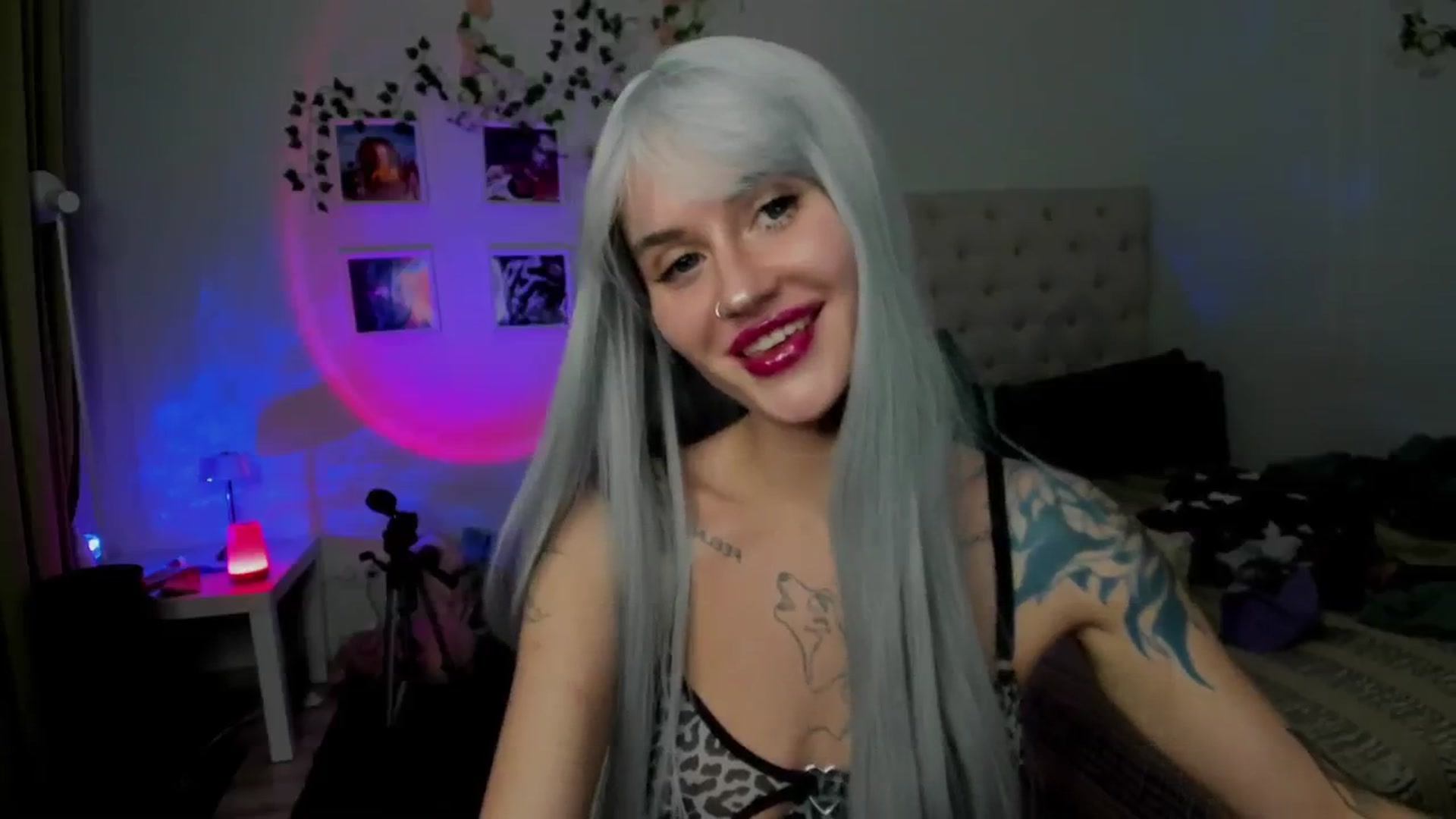 Gallery image thumbnail from Ellaaaa's myfreecams stream on, 12/03/2025, 15:29 image 15 of 20