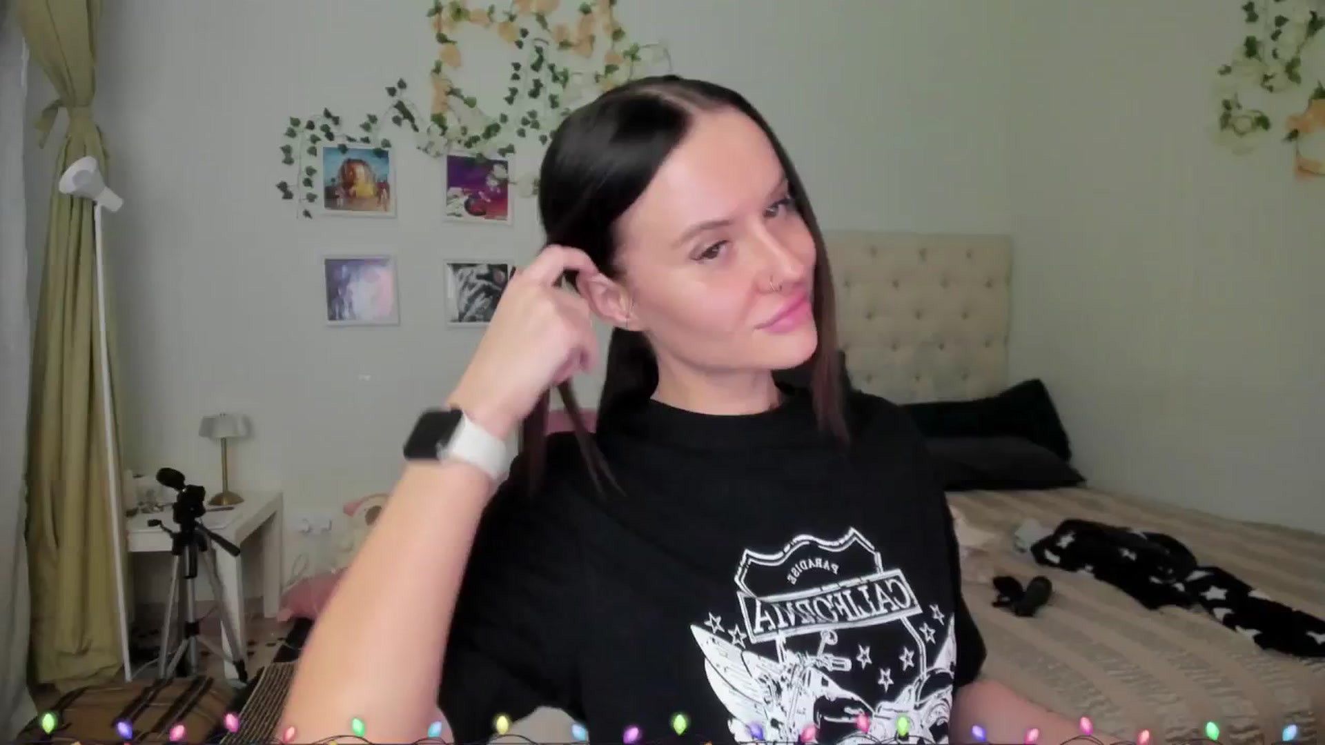 Gallery image thumbnail from Ellaaaa's myfreecams stream on, 12/05/2025, 15:11 image 14 of 20