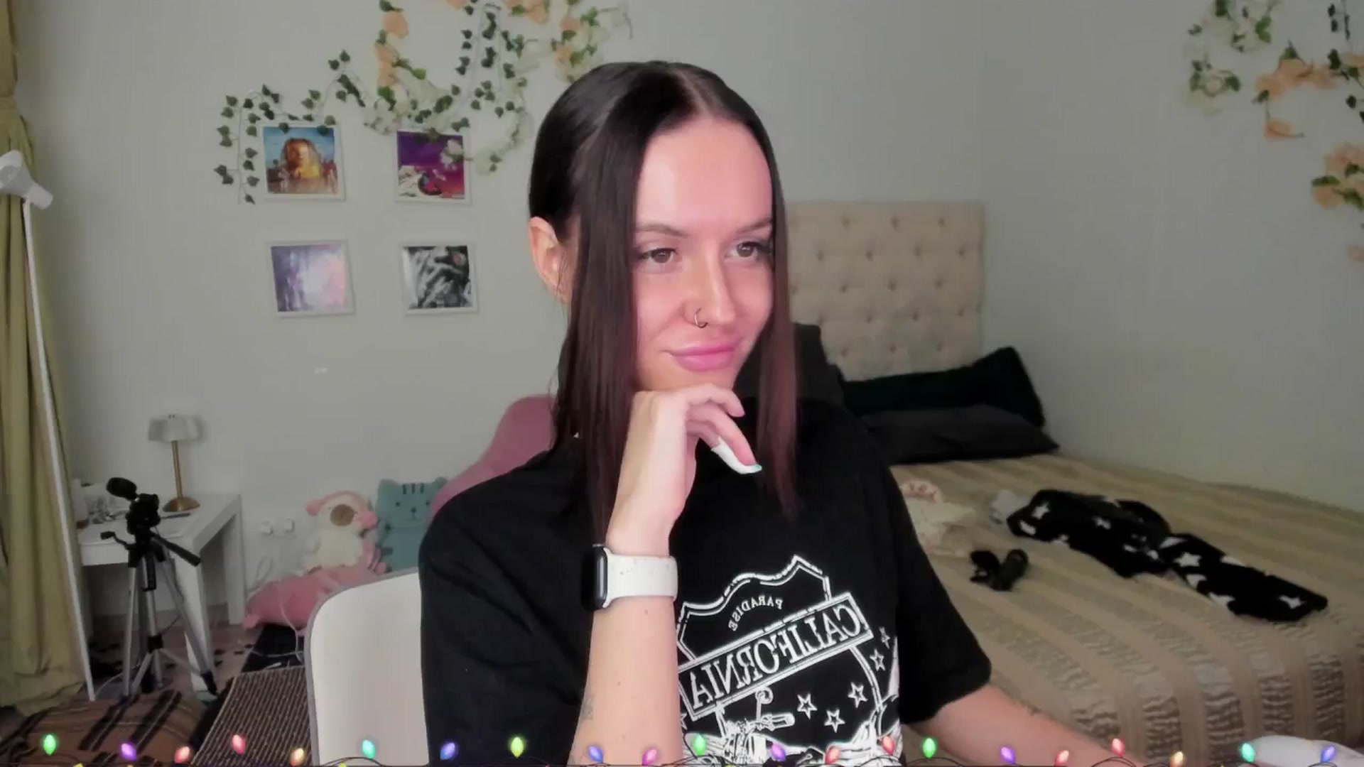Gallery image thumbnail from Ellaaaa's myfreecams stream on, 12/05/2025, 15:11 image 20 of 20