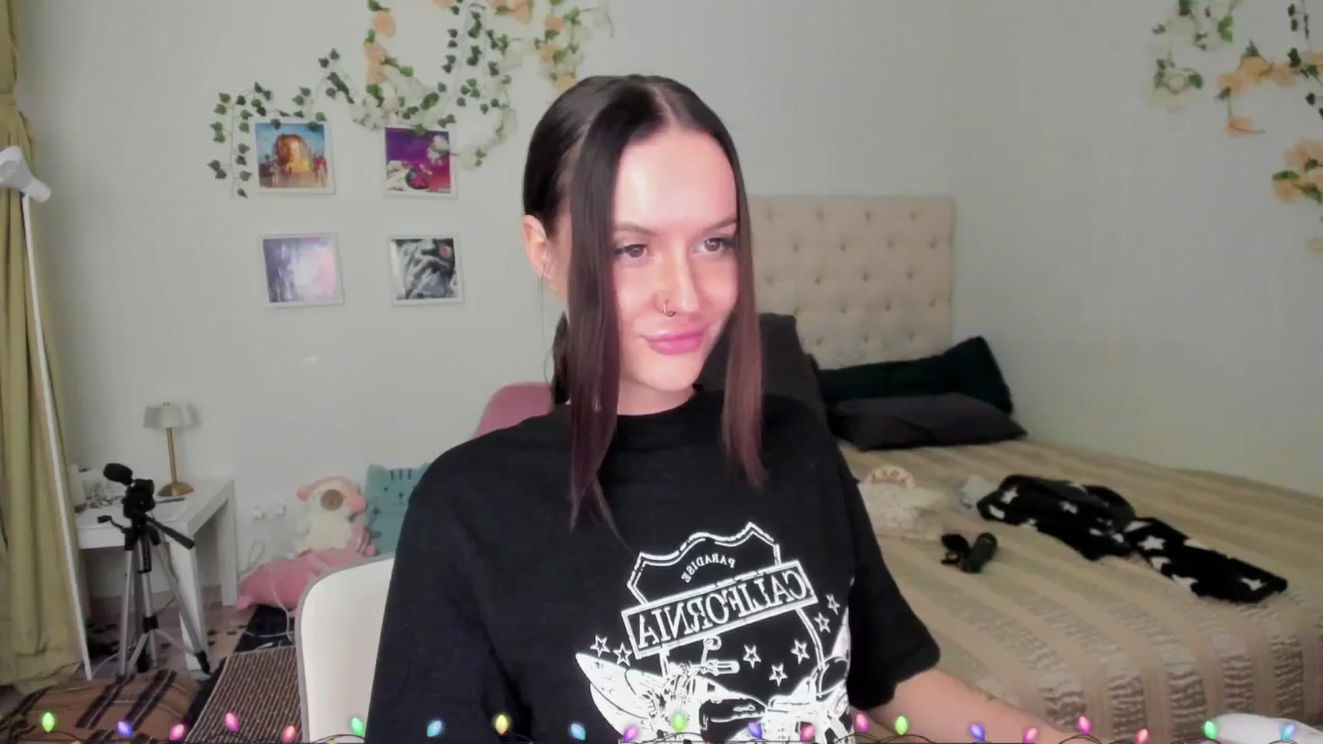Gallery image thumbnail from Ellaaaa's myfreecams stream on, 12/05/2025, 15:11 image 19 of 20