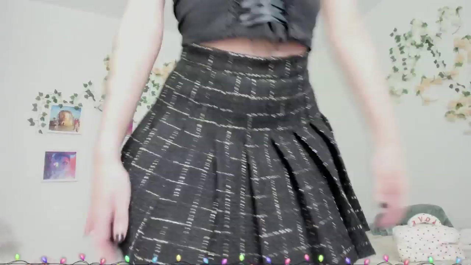 Gallery image thumbnail from Ellaaaa's myfreecams stream on, 12/09/2025, 14:39 image 9 of 20