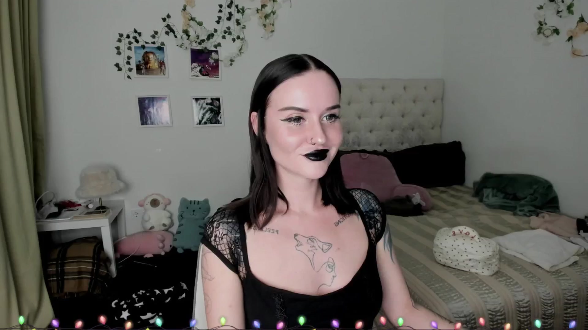 Gallery image thumbnail from Ellaaaa's myfreecams stream on, 12/09/2025, 14:39 image 3 of 20