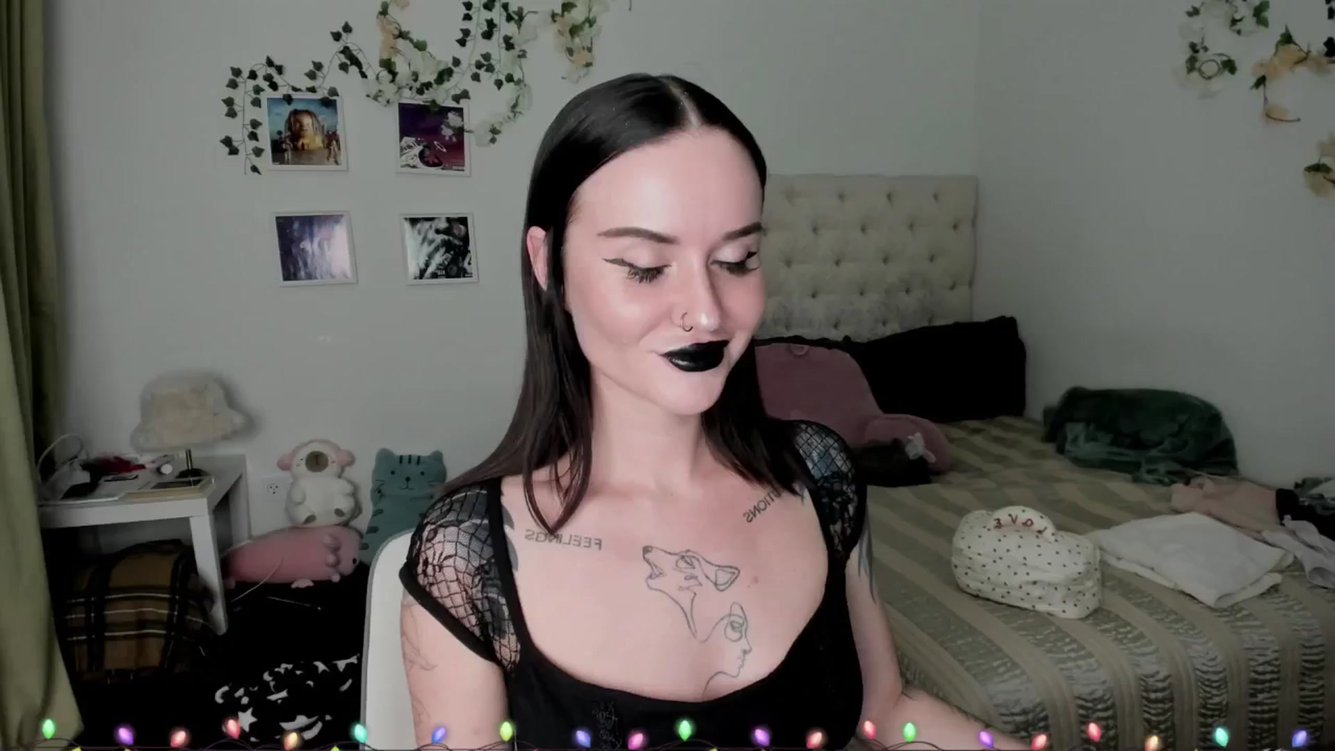 Gallery image thumbnail from Ellaaaa's myfreecams stream on, 12/09/2025, 14:39 image 8 of 20