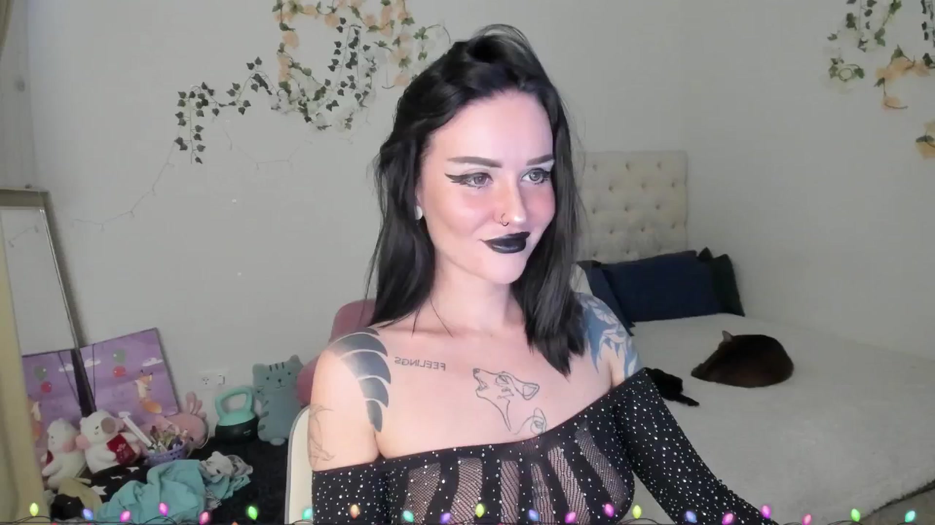 Gallery image thumbnail from Ellaaaa's myfreecams stream on, 01/04/2026, 10:49 image 11 of 20
