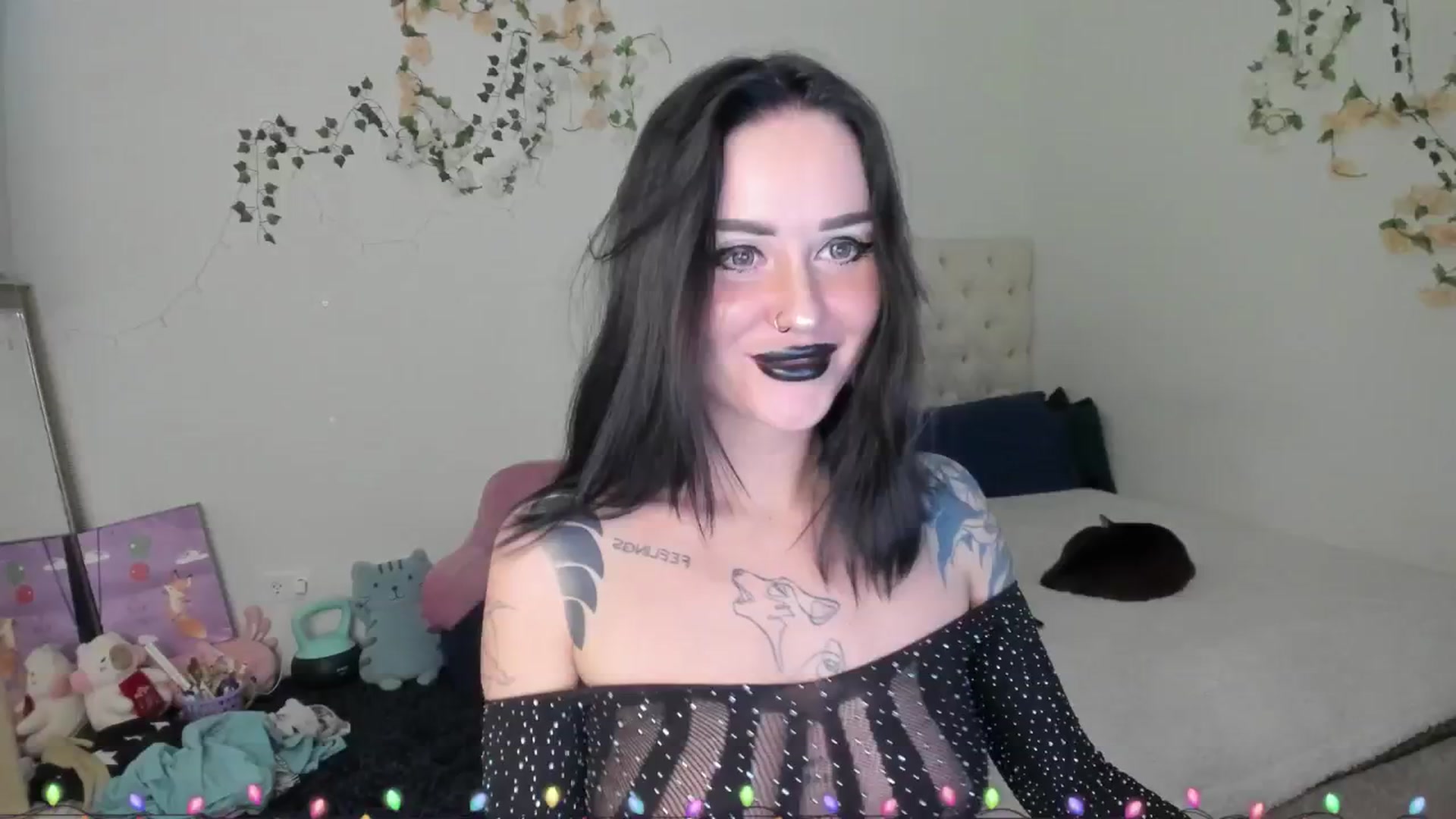 Gallery image thumbnail from Ellaaaa's myfreecams stream on, 01/04/2026, 10:49 image 9 of 20