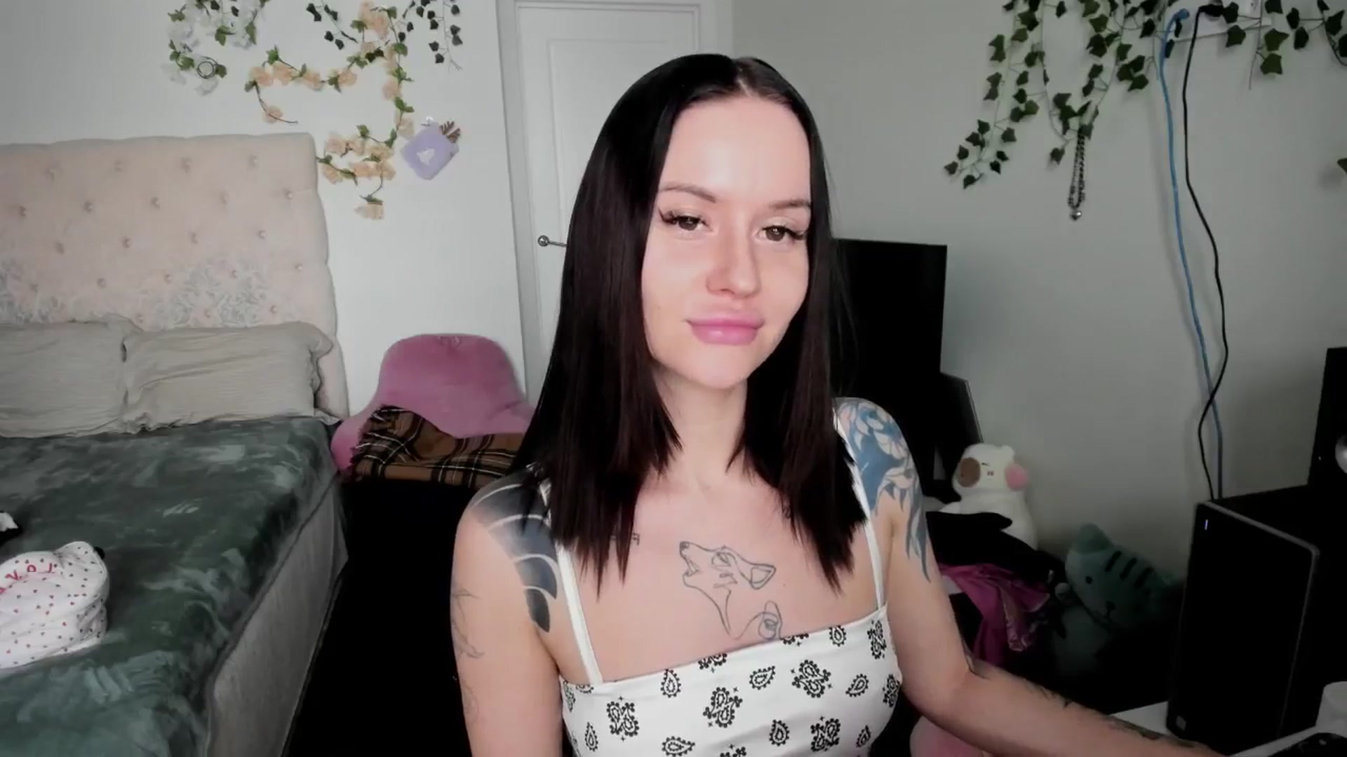 Gallery image thumbnail from Ellaaaa's myfreecams stream on, 02/09/2026, 09:27 image 5 of 20
