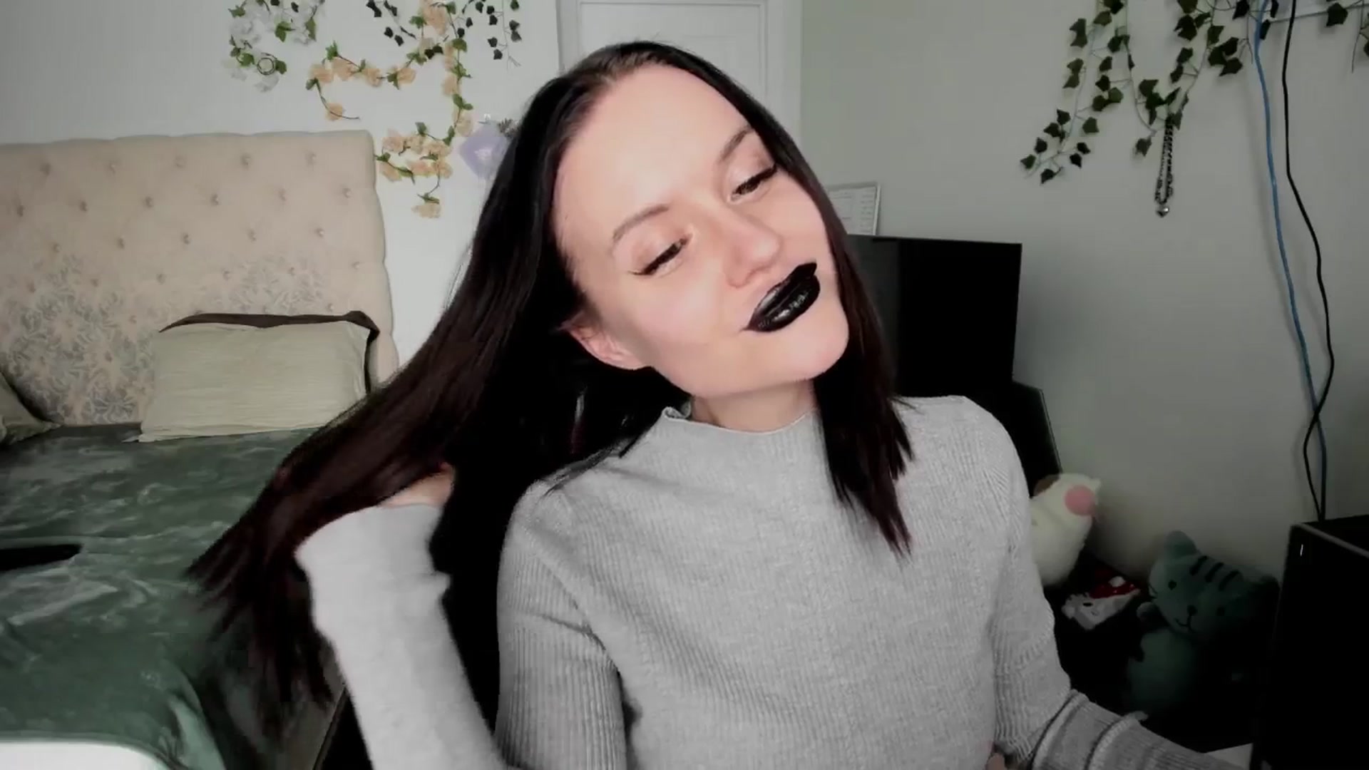 Gallery image thumbnail from Ellaaaa's myfreecams stream on, 02/10/2026, 12:53 image 12 of 20