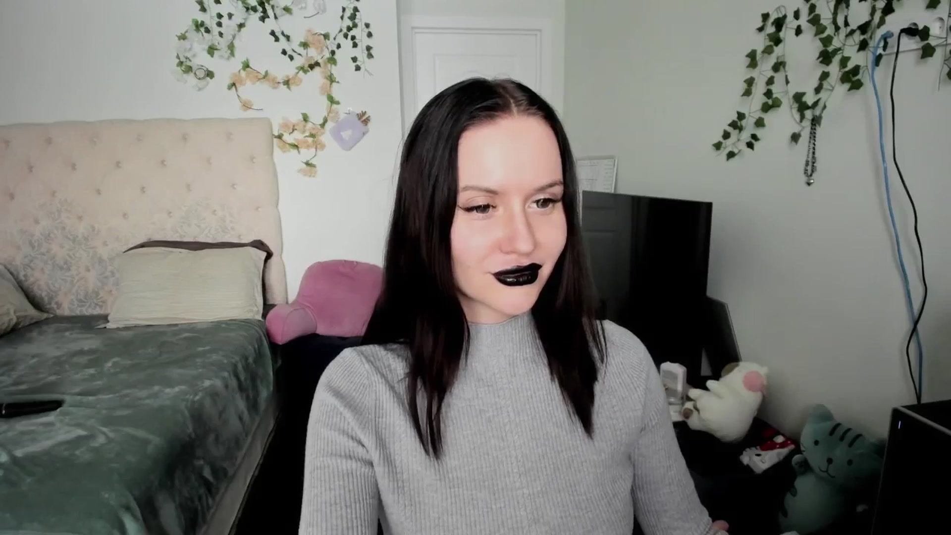 Gallery image thumbnail from Ellaaaa's myfreecams stream on, 02/10/2026, 12:53 image 19 of 20