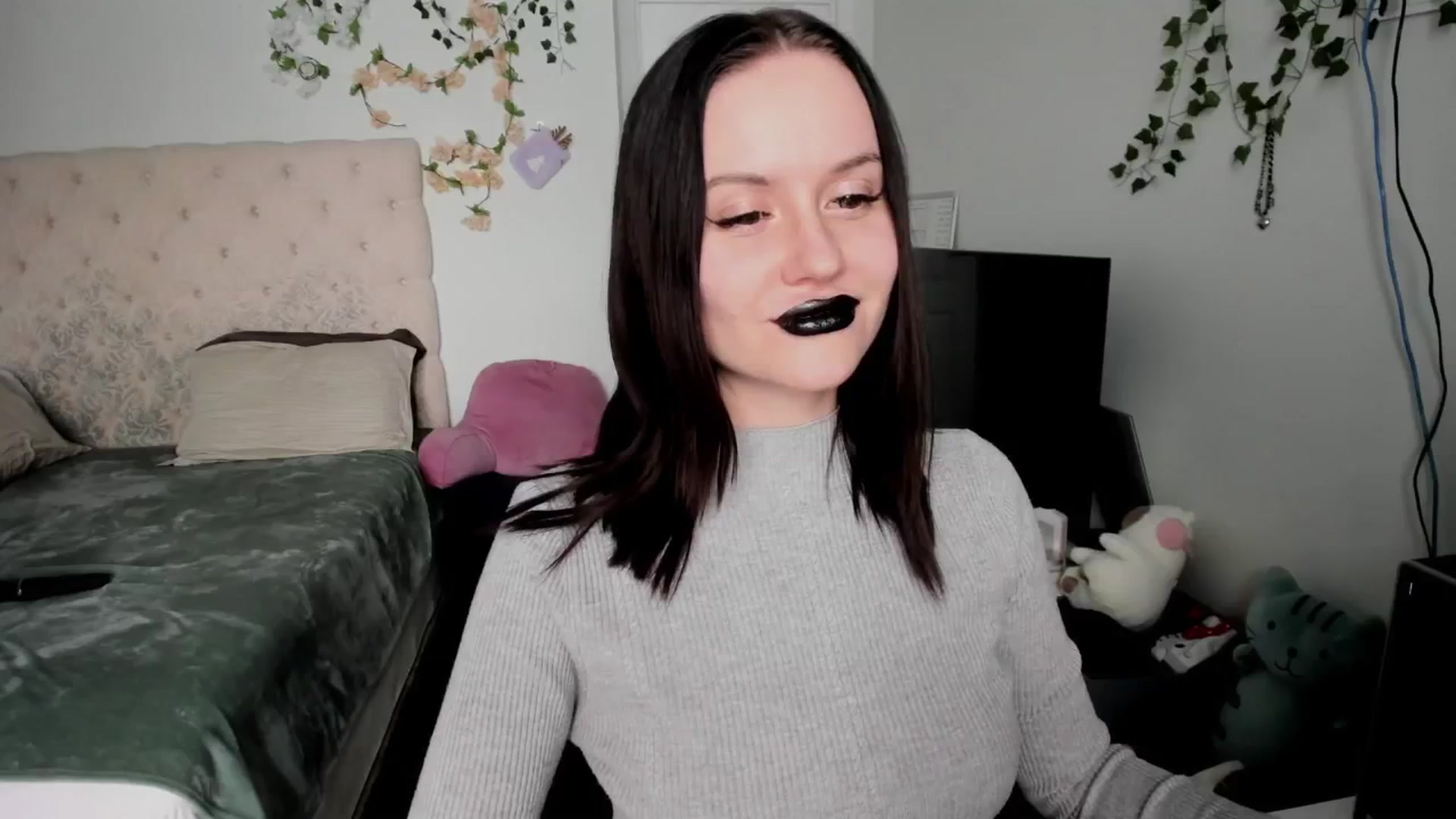 Gallery image thumbnail from Ellaaaa's myfreecams stream on, 02/10/2026, 12:53 image 9 of 20