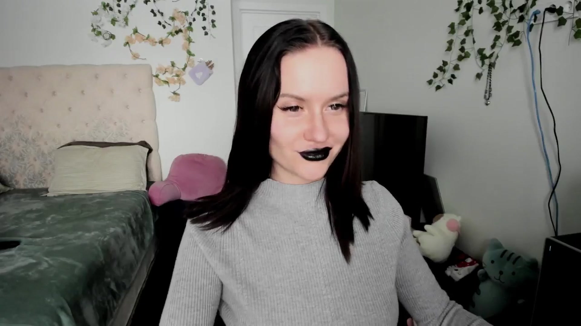 Gallery image thumbnail from Ellaaaa's myfreecams stream on, 02/10/2026, 12:53 image 18 of 20