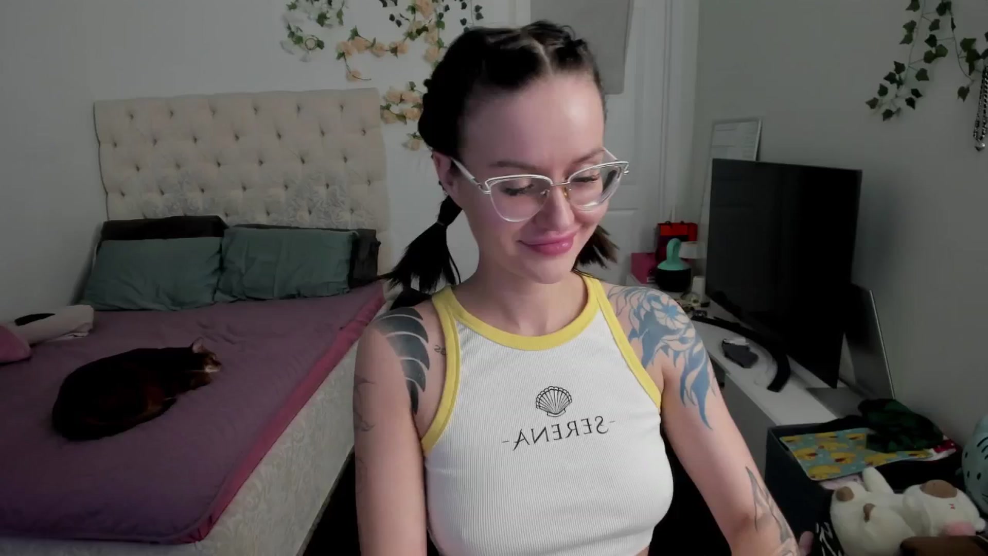 Gallery image thumbnail from Ellaaaa's myfreecams stream on, 02/11/2026, 14:53 image 10 of 20