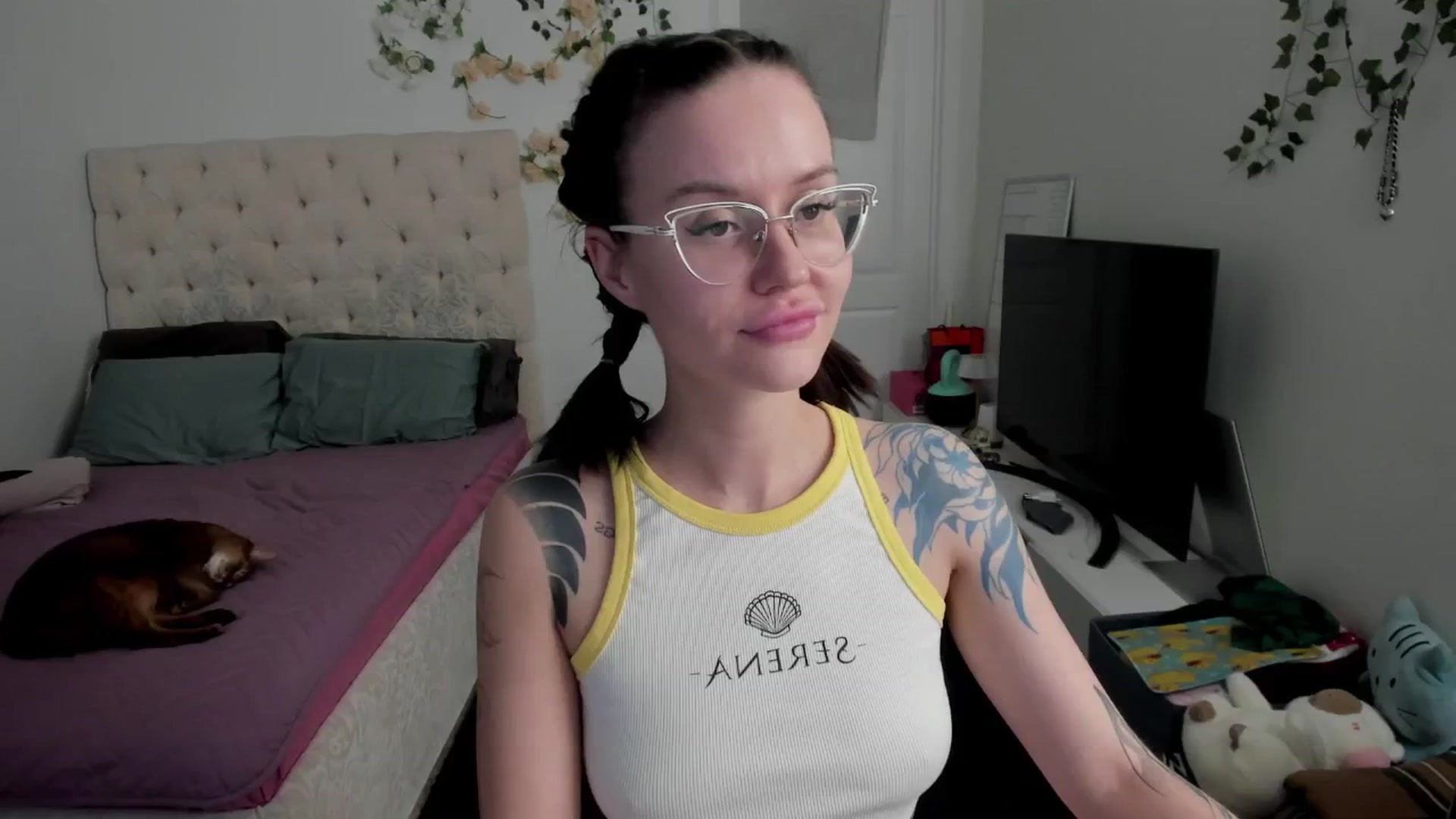 Gallery image thumbnail from Ellaaaa's myfreecams stream on, 02/11/2026, 14:53 image 15 of 20