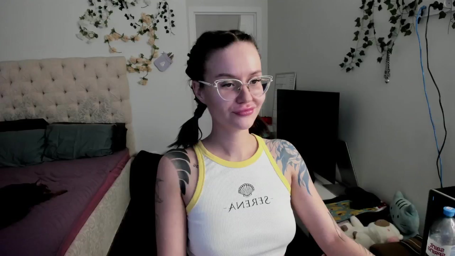 Gallery image thumbnail from Ellaaaa's myfreecams stream on, 02/11/2026, 14:53 image 6 of 20
