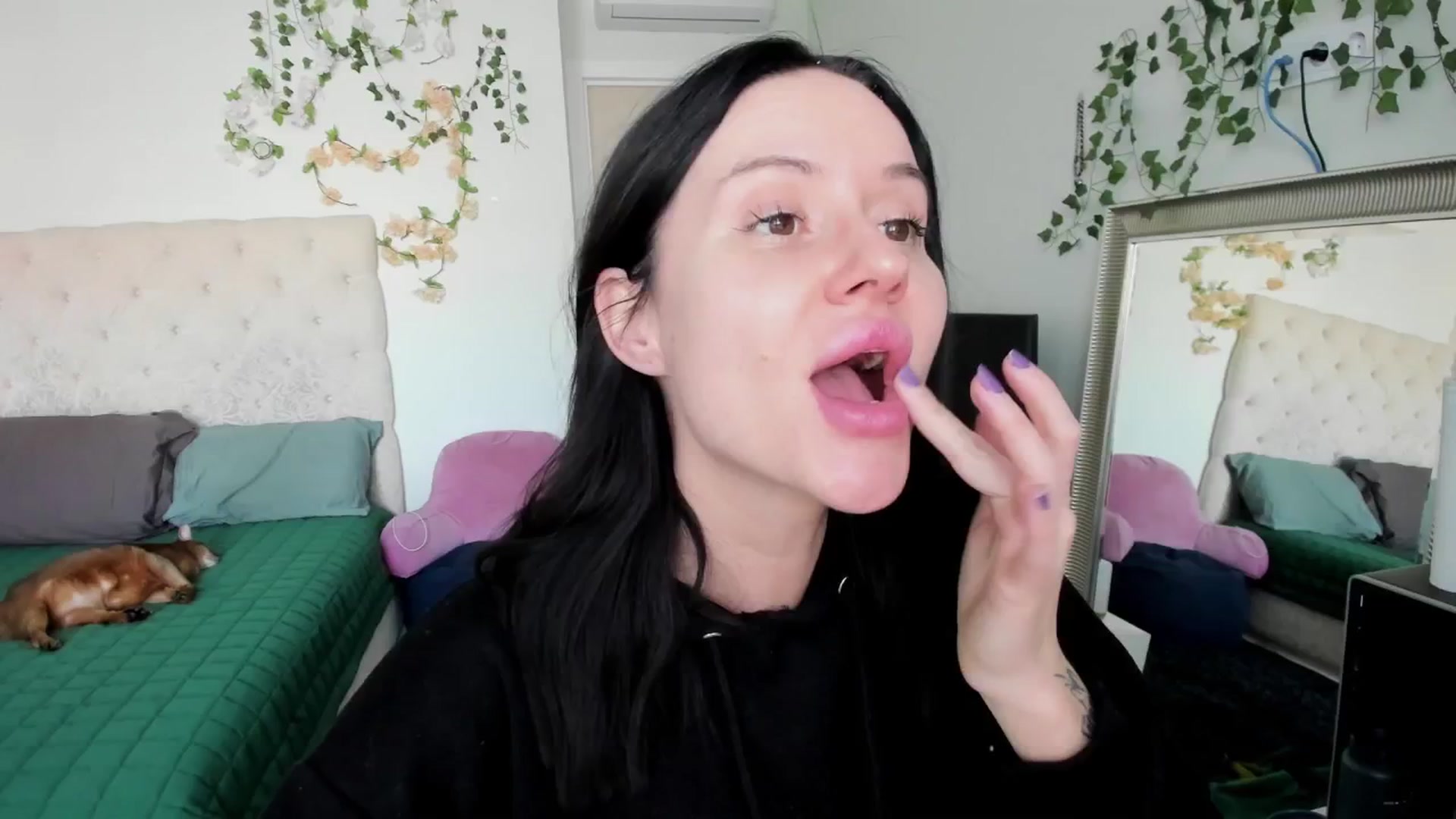 Gallery image thumbnail from Ellaaaa's myfreecams stream on, 02/25/2026, 08:18 image 6 of 20