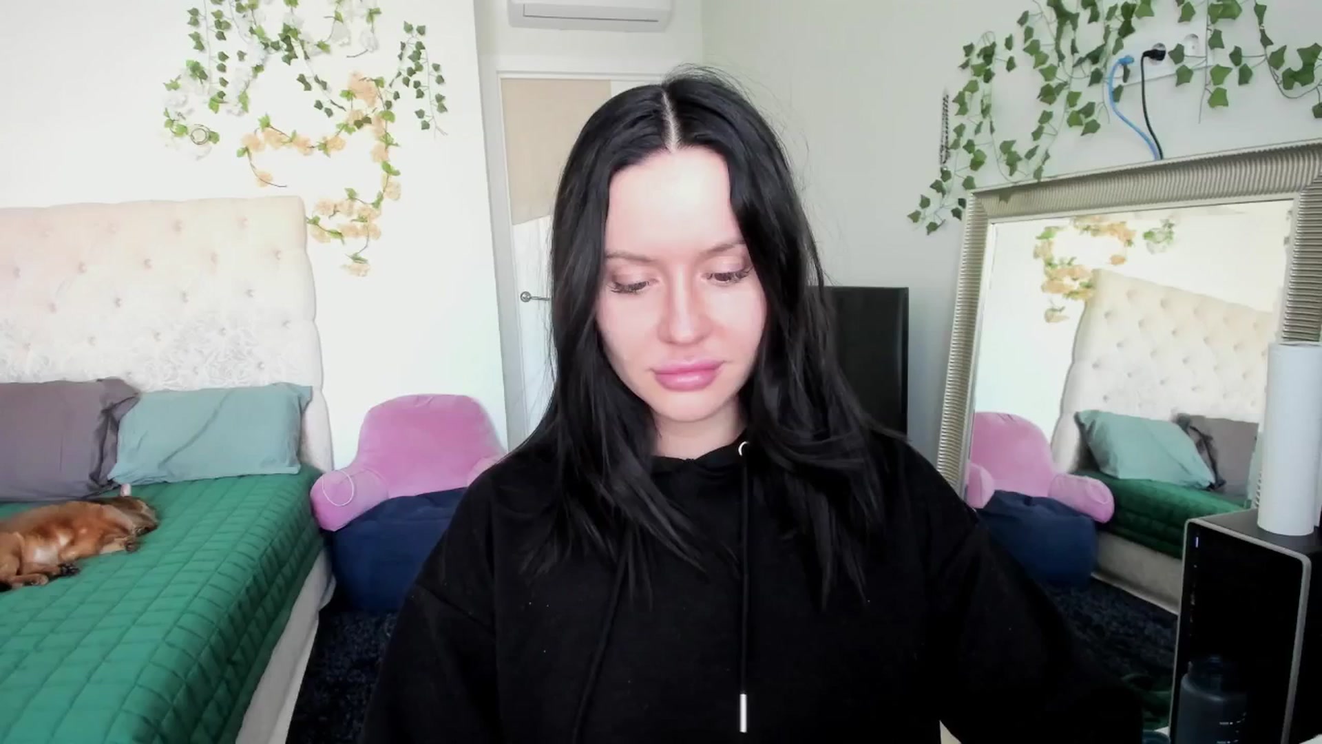 Gallery image thumbnail from Ellaaaa's myfreecams stream on, 02/25/2026, 08:18 image 12 of 20