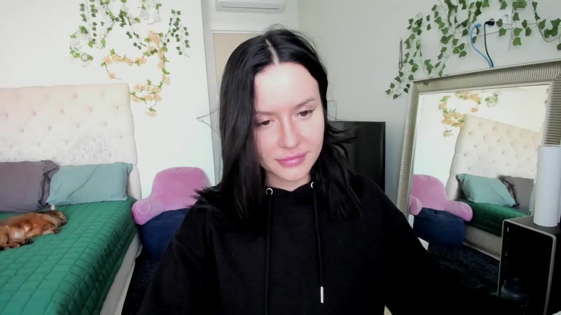 Gallery image thumbnail from Ellaaaa's myfreecams stream on, 02/25/2026, 08:18 image 20 of 20