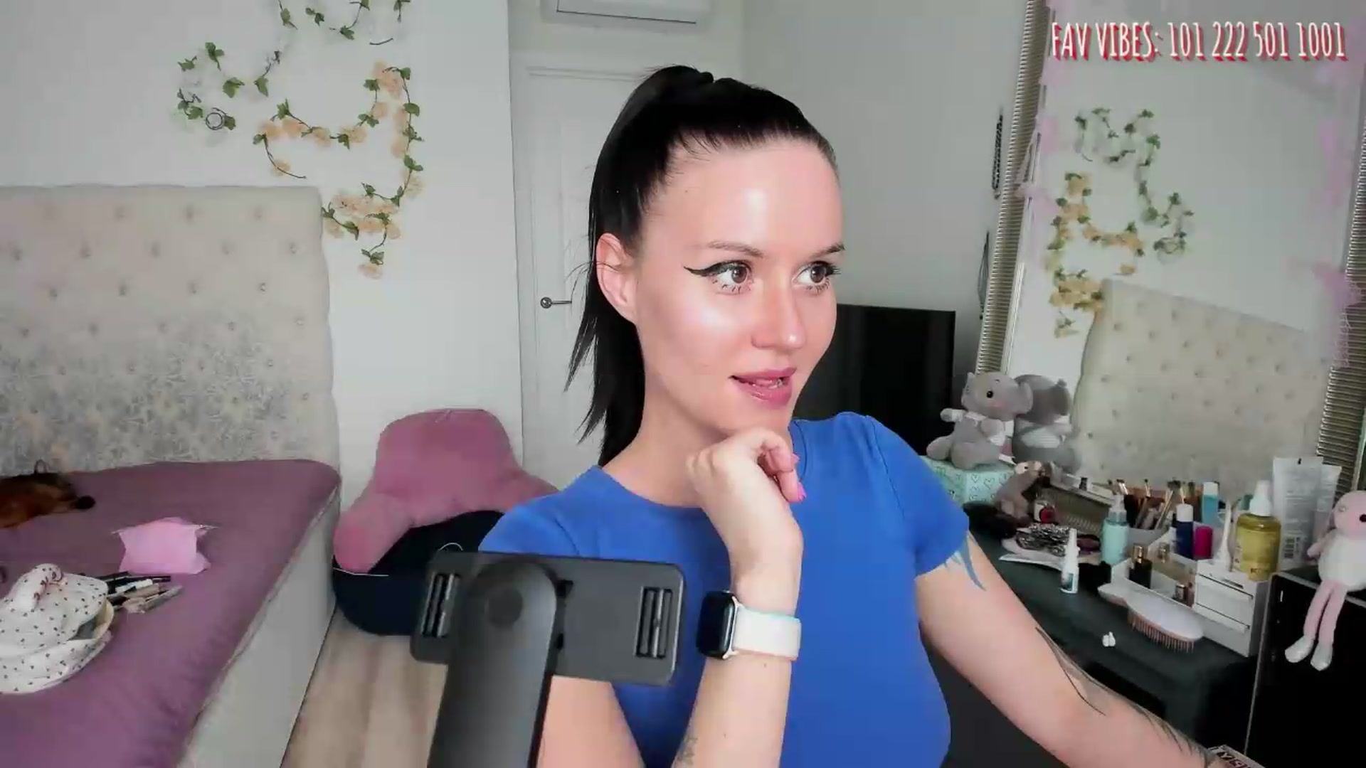 Gallery image thumbnail from Ellaaaa's myfreecams stream on, 06/12/2026, 14:34 image 16 of 20