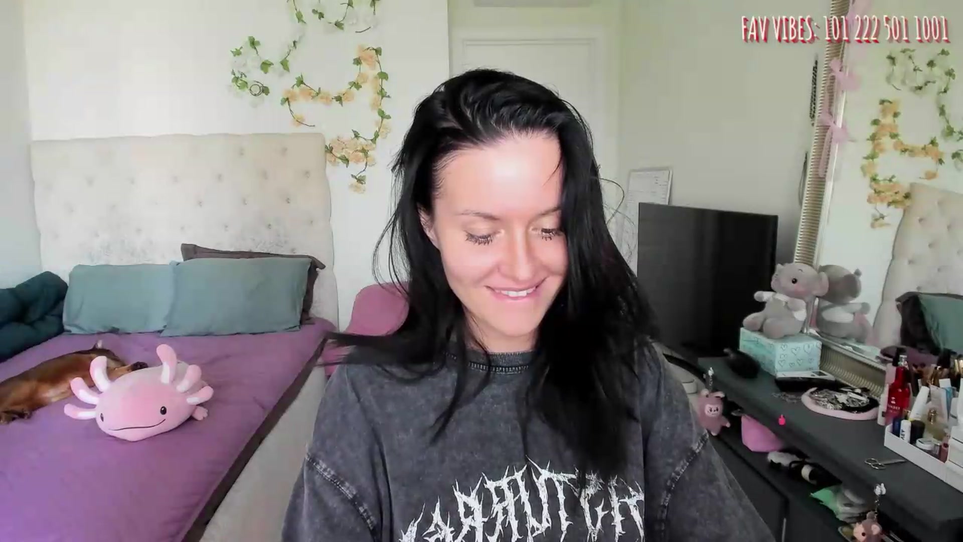 Gallery image thumbnail from Ellaaaa's myfreecams stream on, 07/10/2026, 07:58 image 18 of 20