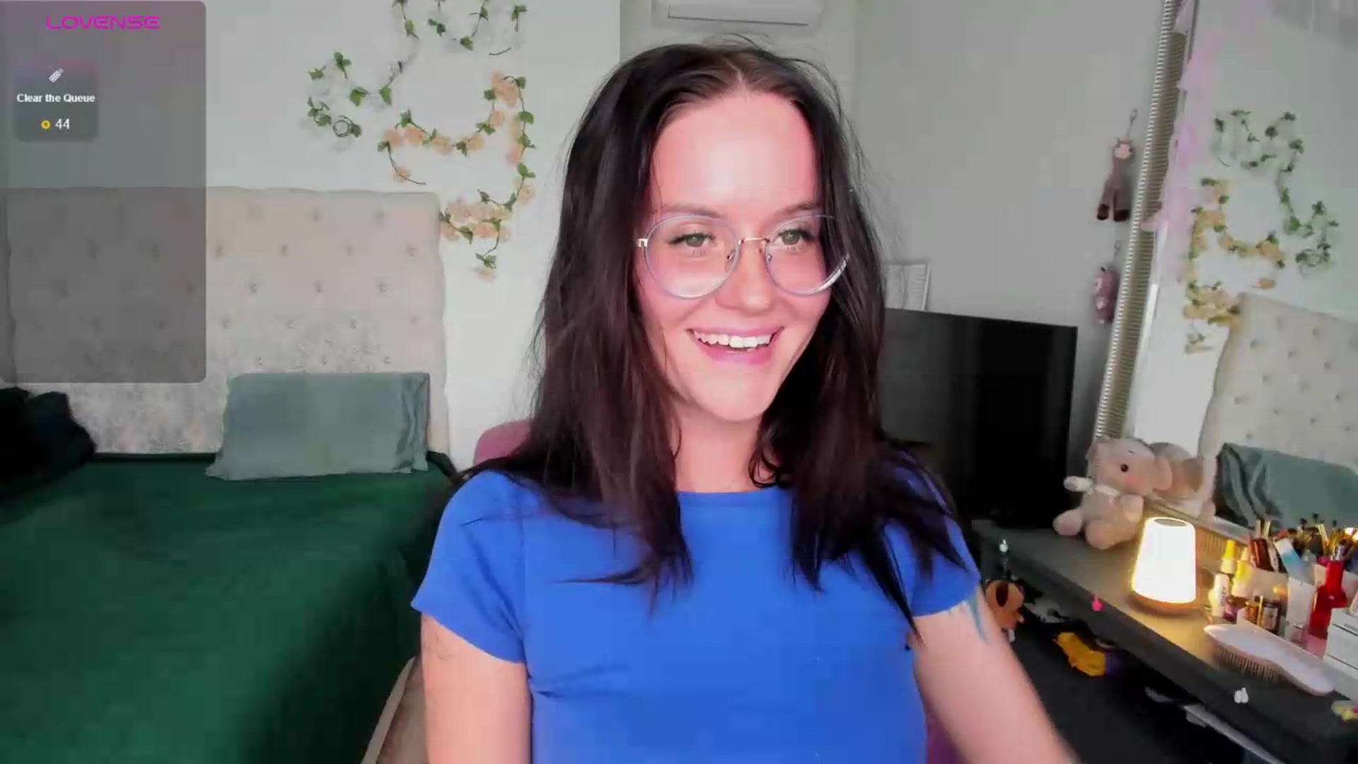 Gallery image thumbnail from Ellaaaa's myfreecams stream on, 08/21/2026, 11:33 image 15 of 20