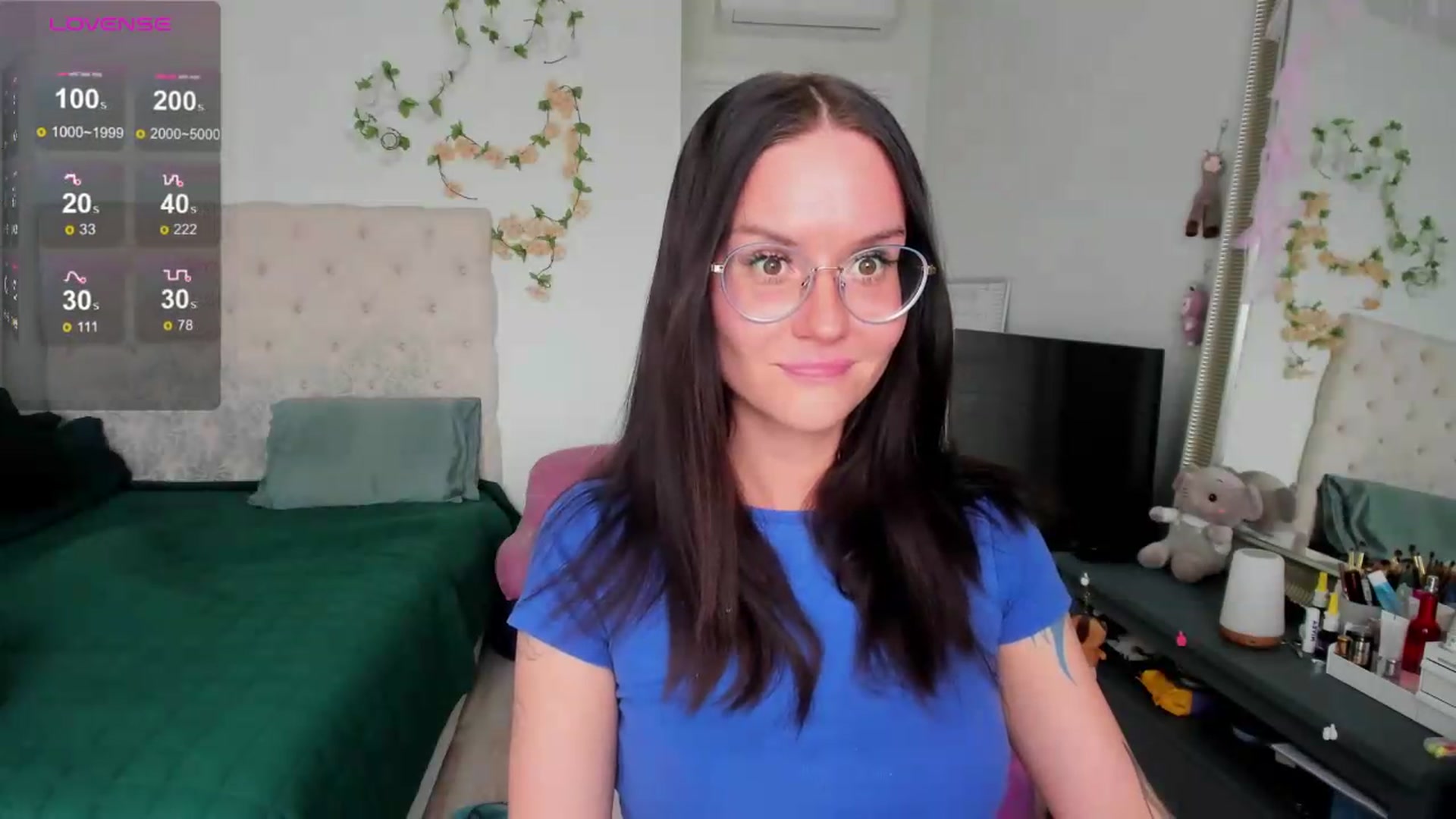 Gallery image thumbnail from Ellaaaa's myfreecams stream on, 08/21/2026, 11:33 image 18 of 20