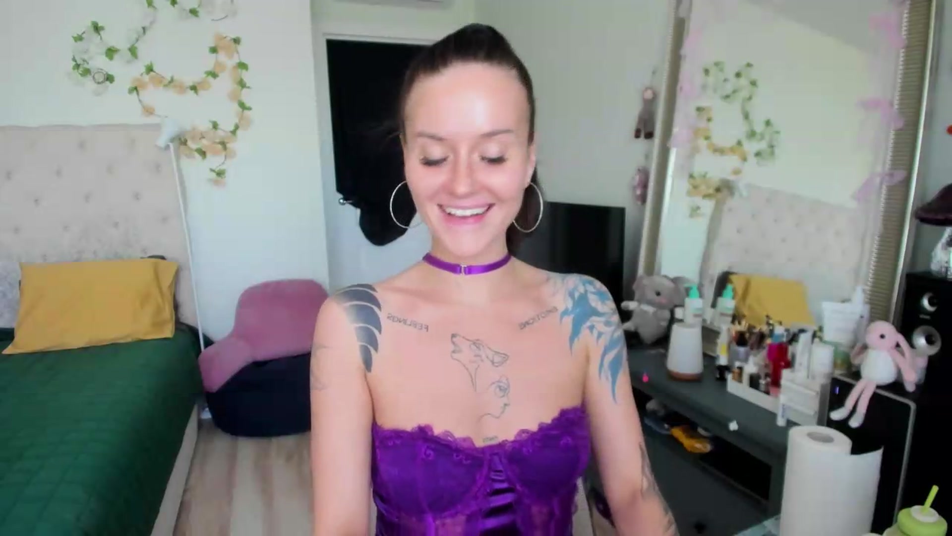 Gallery image thumbnail from Ellaaaa's myfreecams stream on, 08/26/2026, 10:11 image 6 of 20