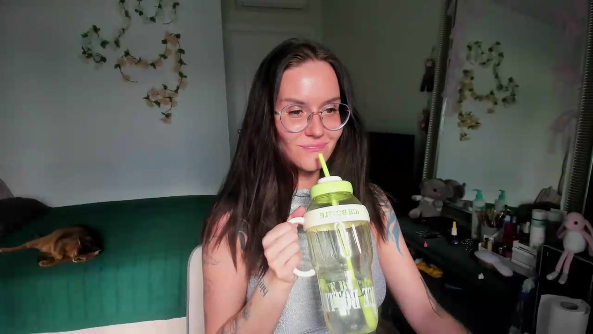 Gallery image thumbnail from Ellaaaa's myfreecams stream on, 08/28/2026, 15:38 image 6 of 20