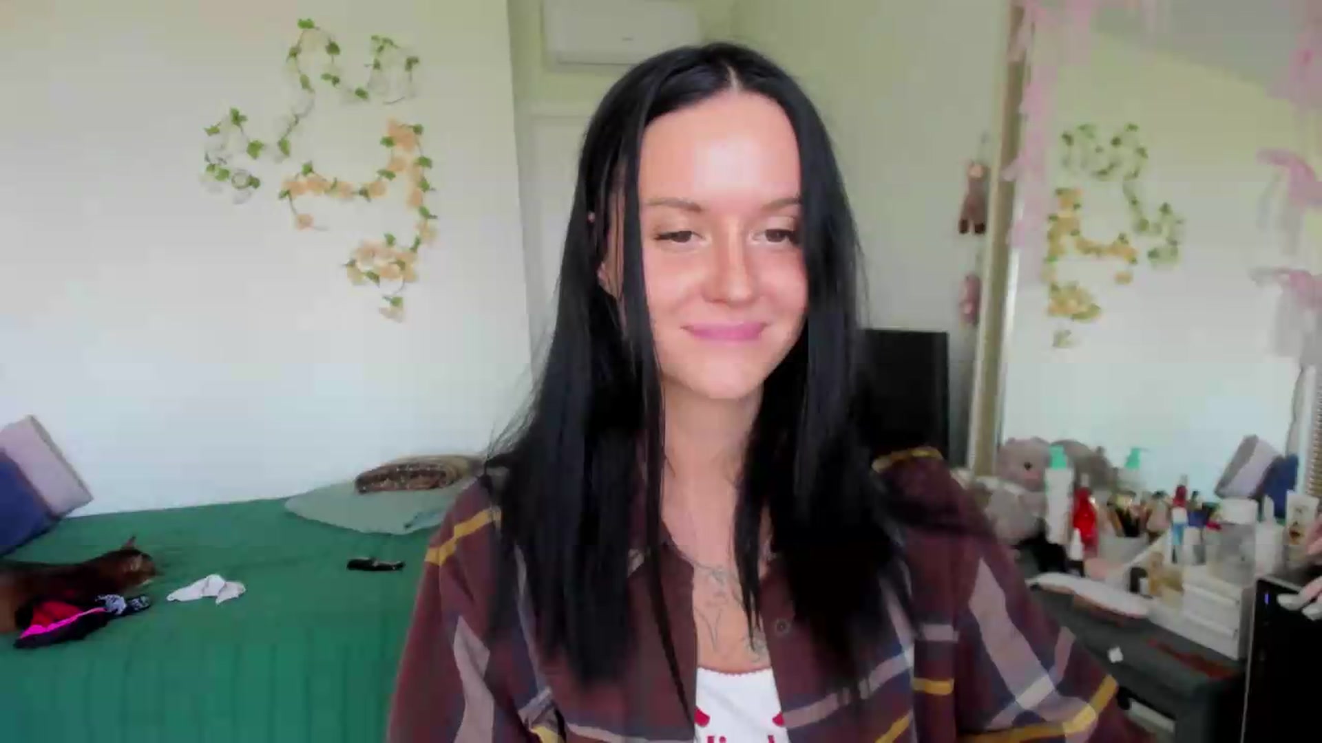 Gallery image thumbnail from Ellaaaa's myfreecams stream on, 09/14/2026, 10:48 image 20 of 20