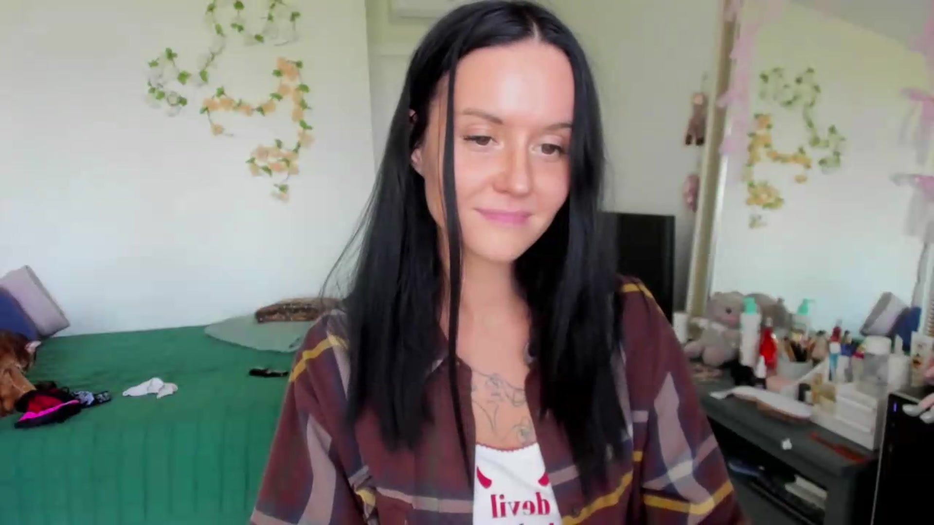 Gallery image thumbnail from Ellaaaa's myfreecams stream on, 09/14/2026, 10:48 image 13 of 20
