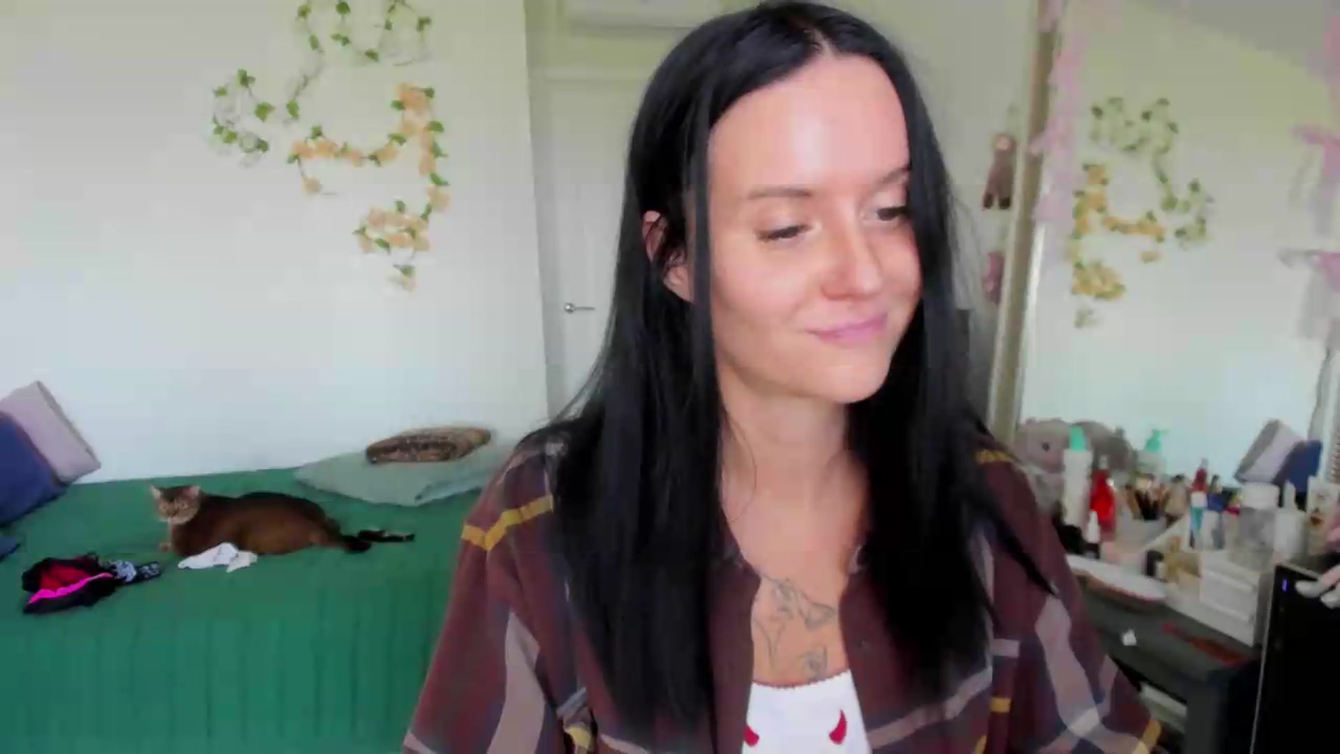 Gallery image thumbnail from Ellaaaa's myfreecams stream on, 09/14/2026, 10:48 image 12 of 20