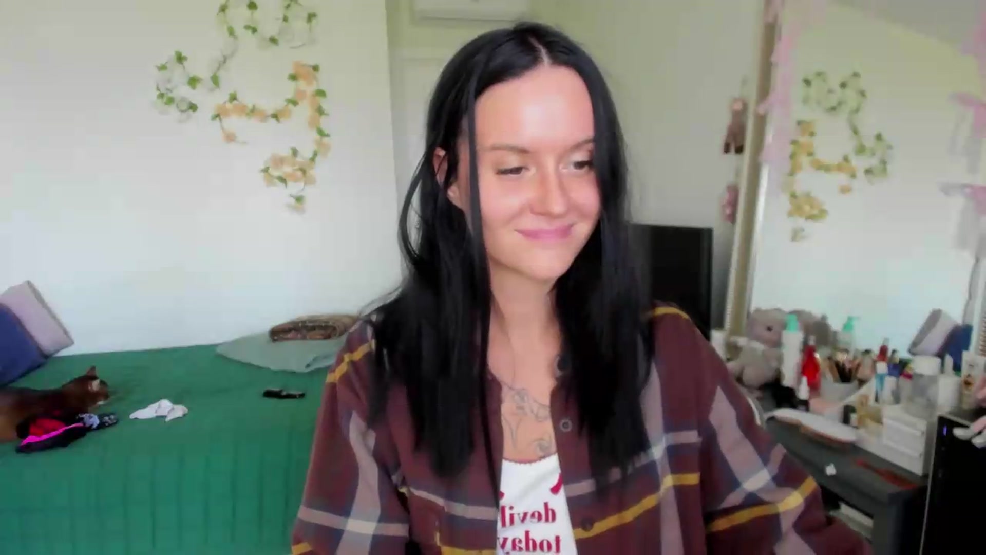 Gallery image thumbnail from Ellaaaa's myfreecams stream on, 09/14/2026, 10:48 image 16 of 20