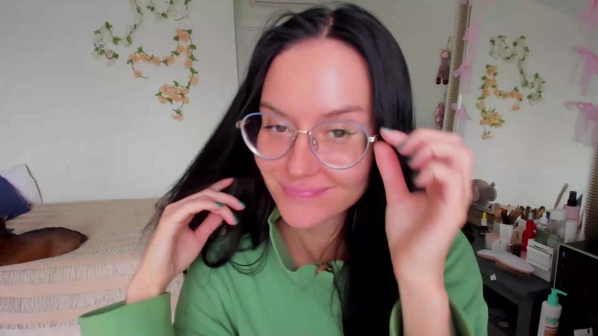 Gallery image thumbnail from Ellaaaa's myfreecams stream on, 09/20/2026, 10:58 image 7 of 20